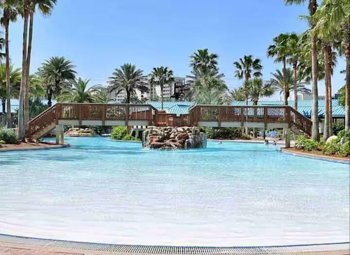 PALMS OF DESTIN (THE) - Residential