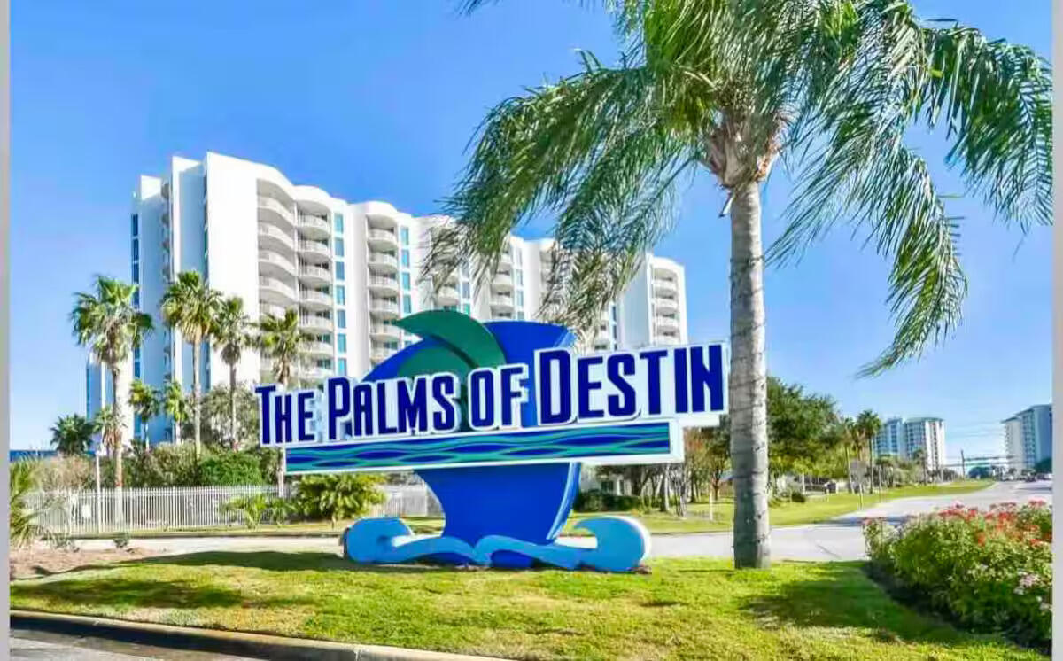 PALMS OF DESTIN (THE) - Residential