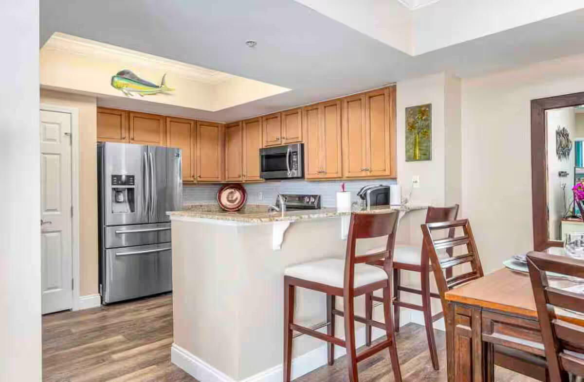 PALMS OF DESTIN (THE) - Residential