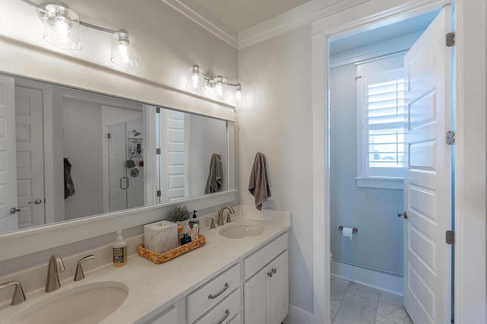 HIDDEN PALMS - Residential