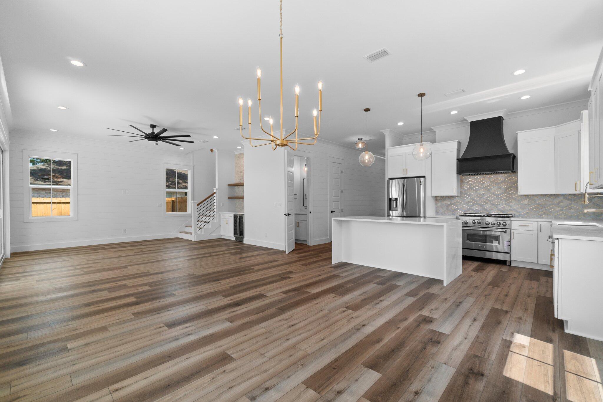 GULFVIEW HEIGHTS 1ST ADDN - Residential