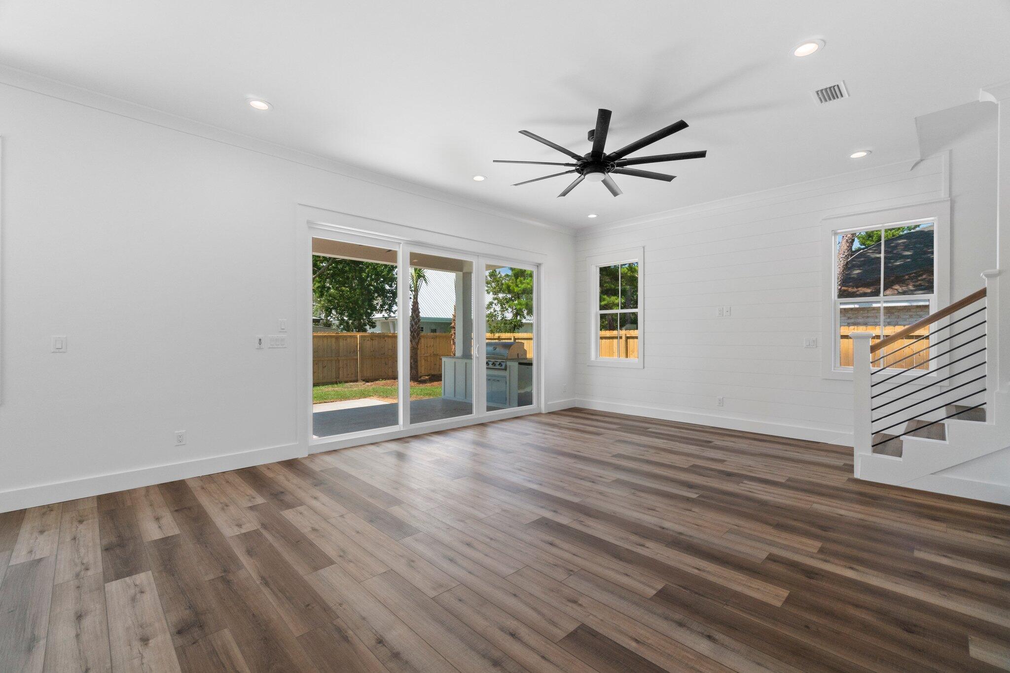 GULFVIEW HEIGHTS 1ST ADDN - Residential