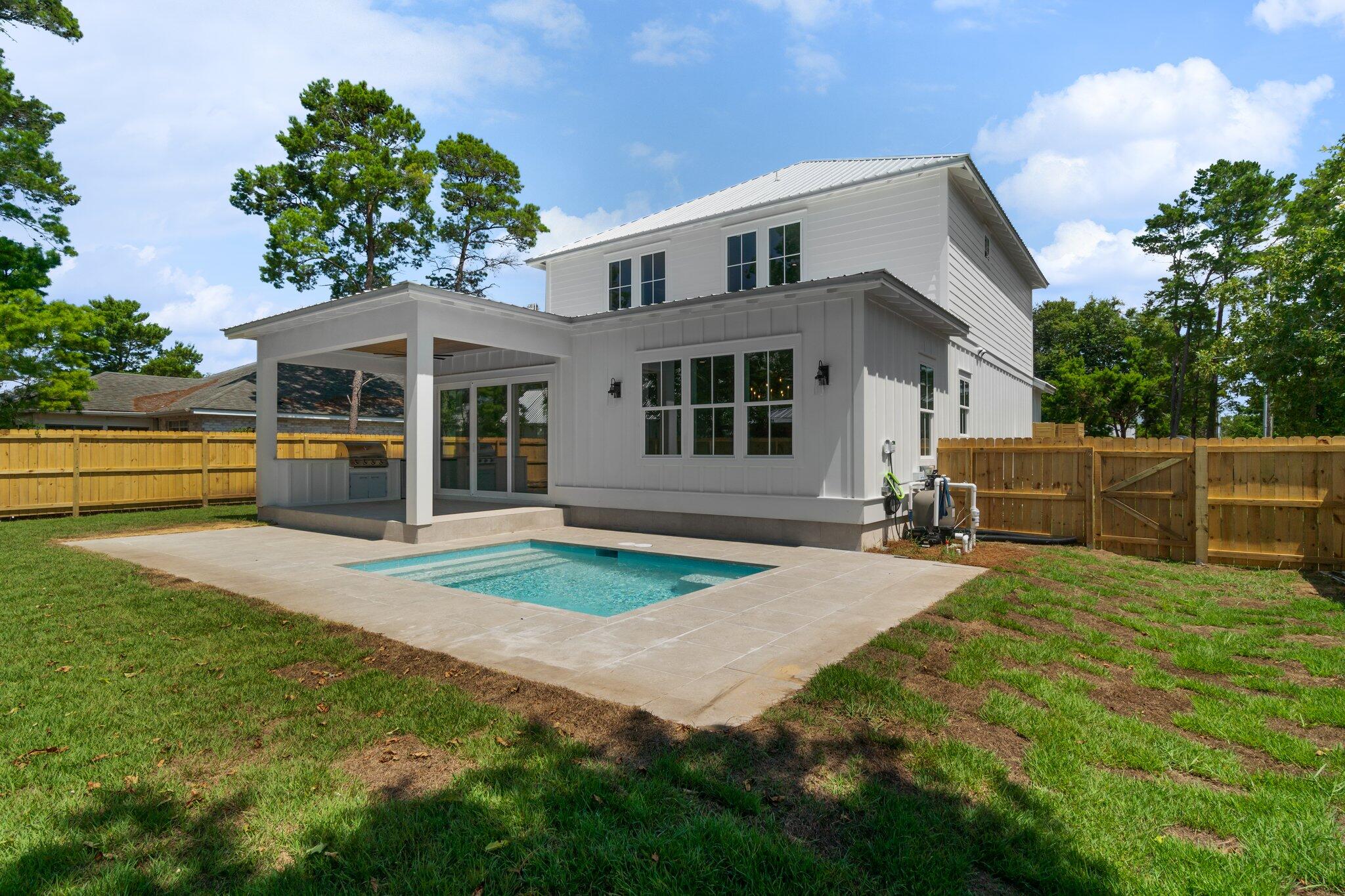 GULFVIEW HEIGHTS 1ST ADDN - Residential