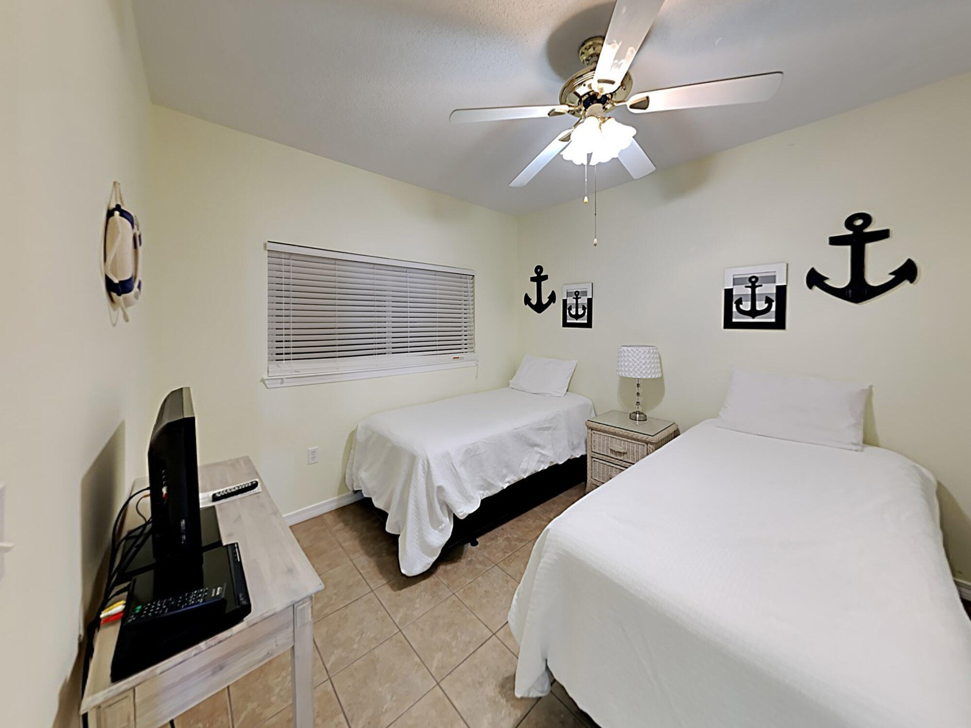 EMERALD ISLE - Residential