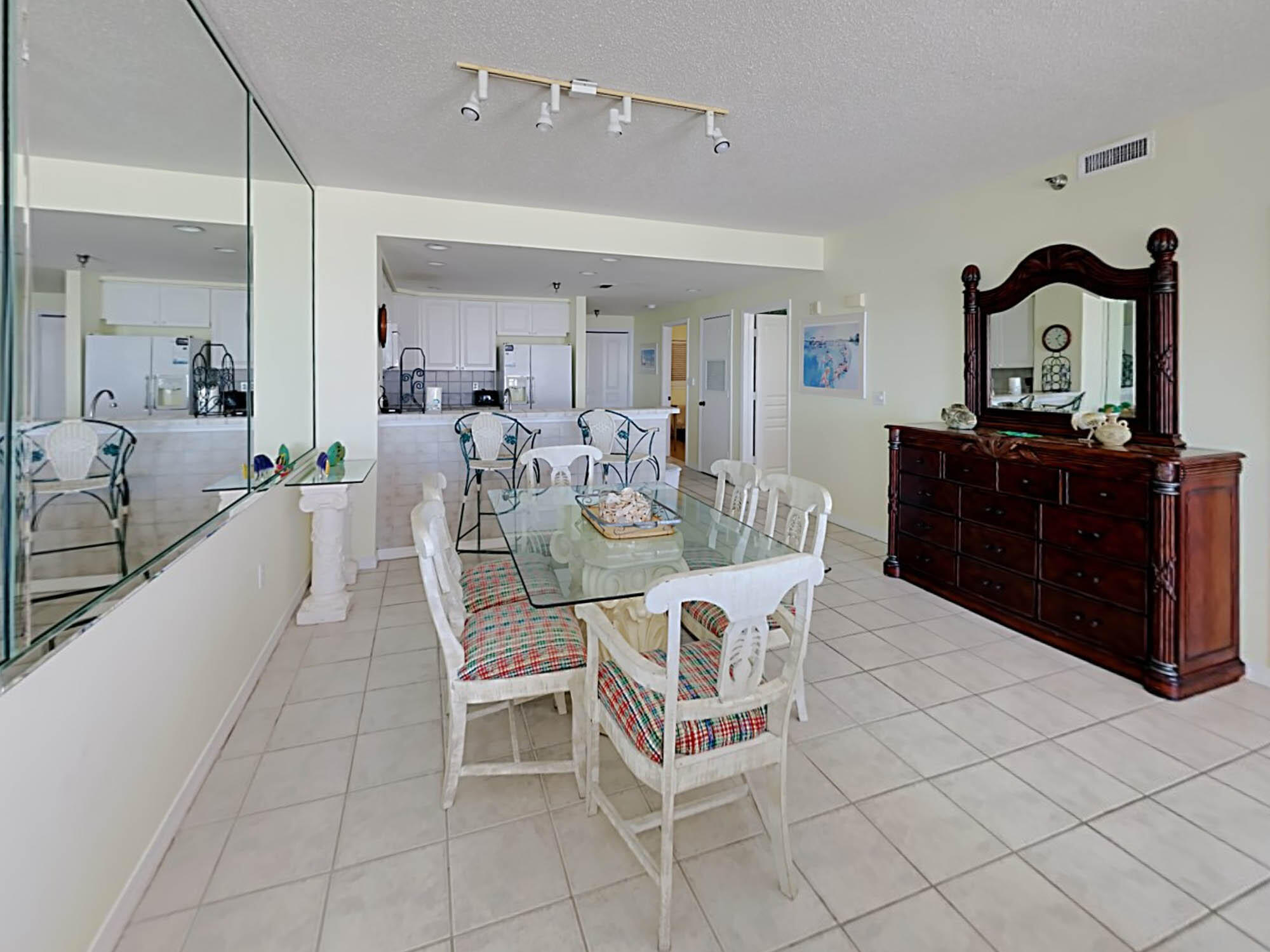 EMERALD ISLE - Residential