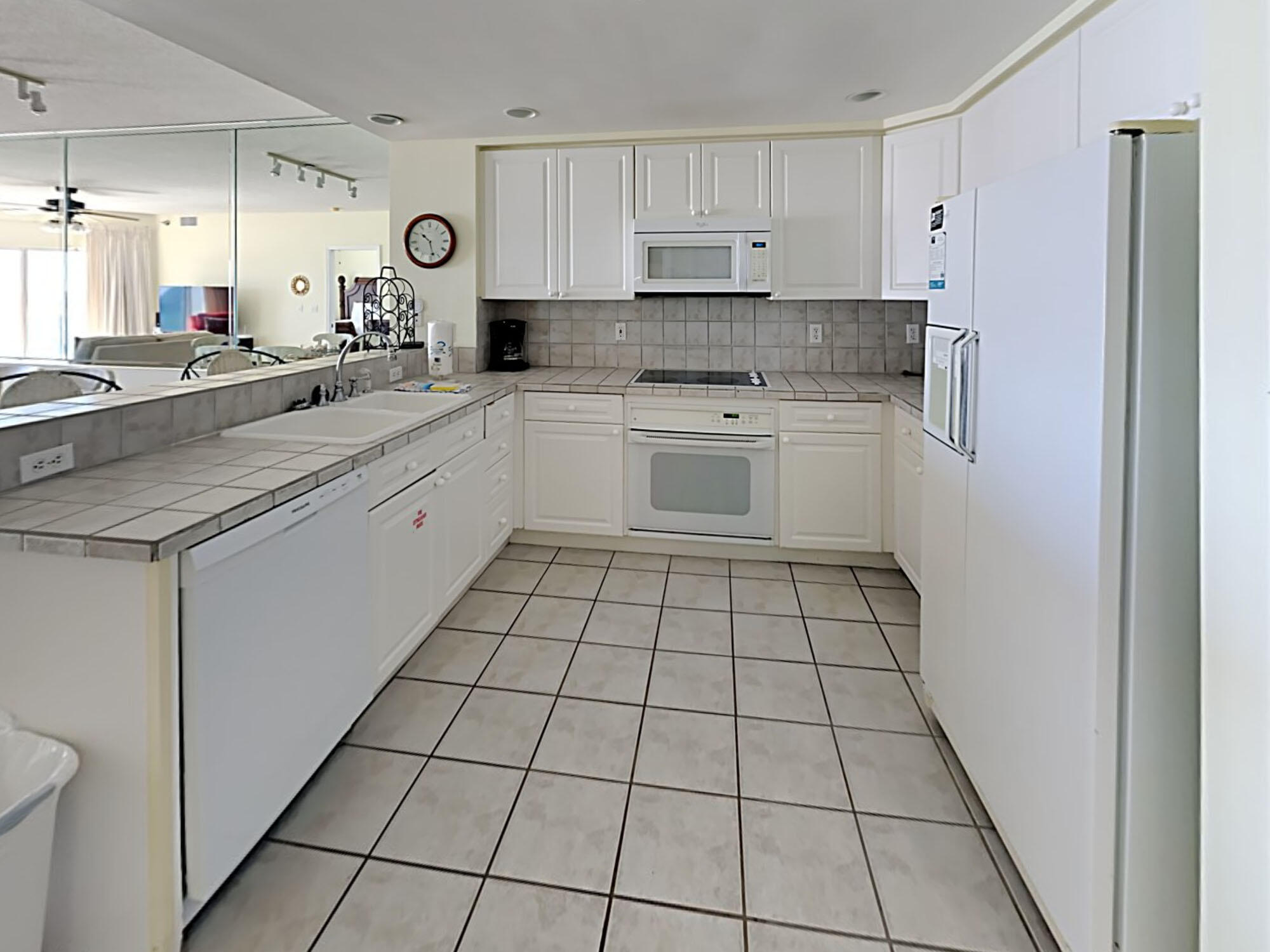 EMERALD ISLE - Residential