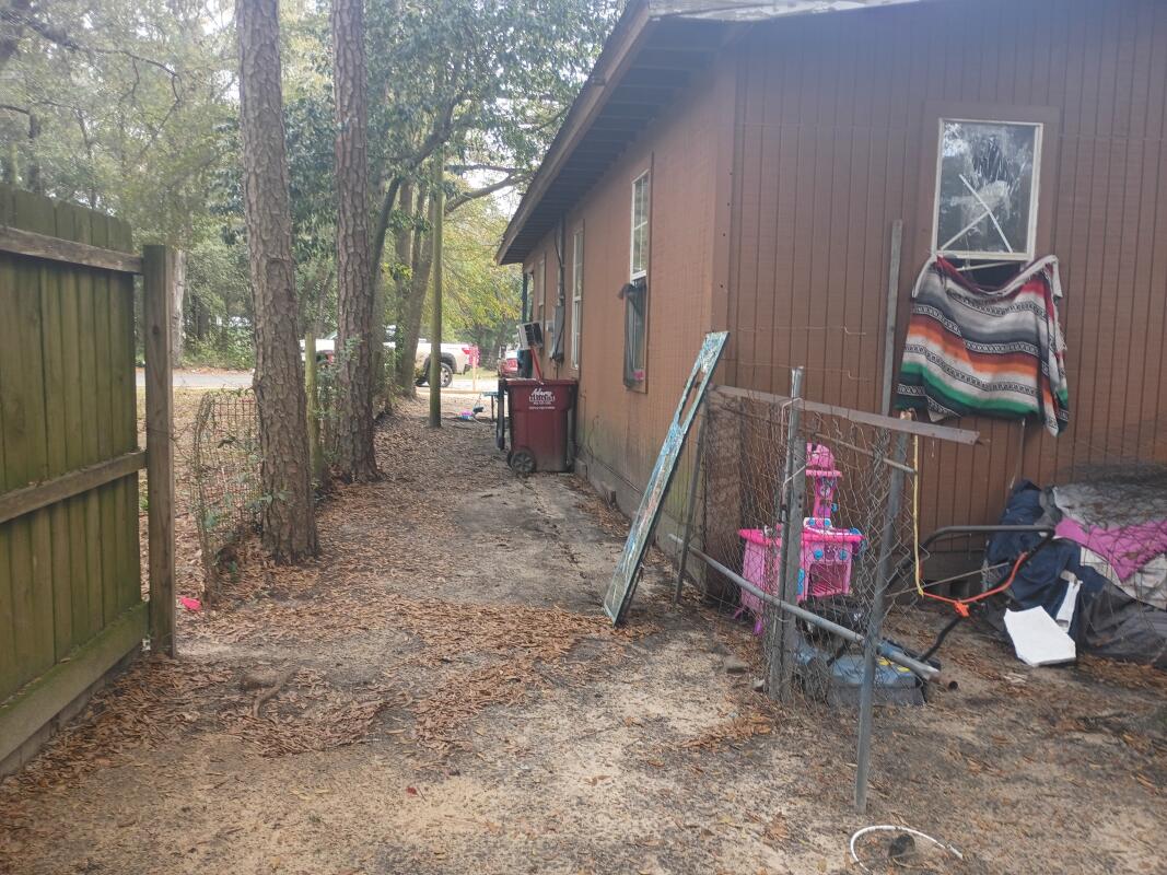 EDNEYS ADDN - Residential