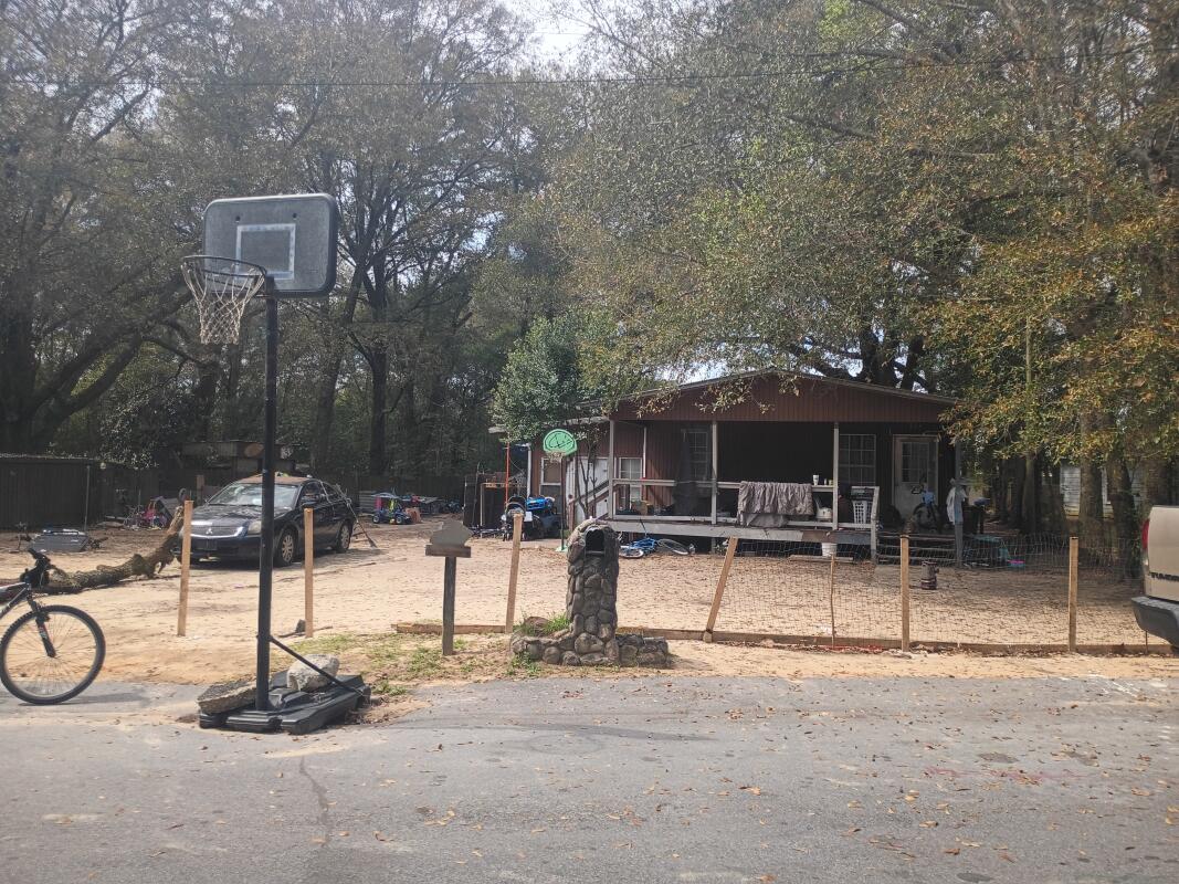 EDNEYS ADDN - Residential