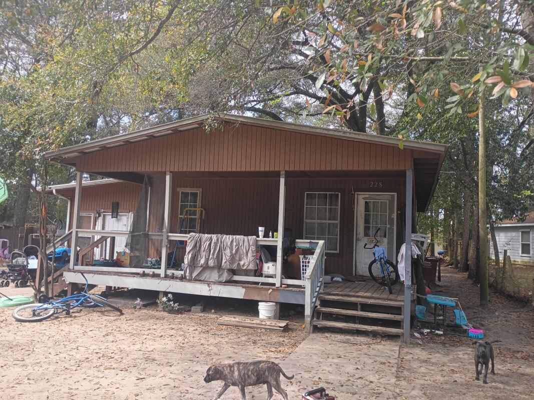 EDNEYS ADDN - Residential