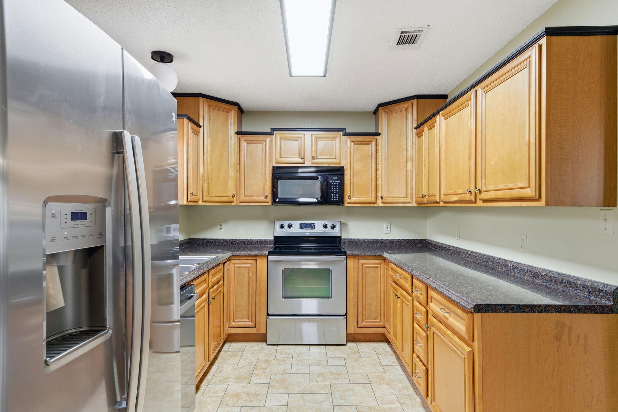 MONAHAN MANOR - Residential