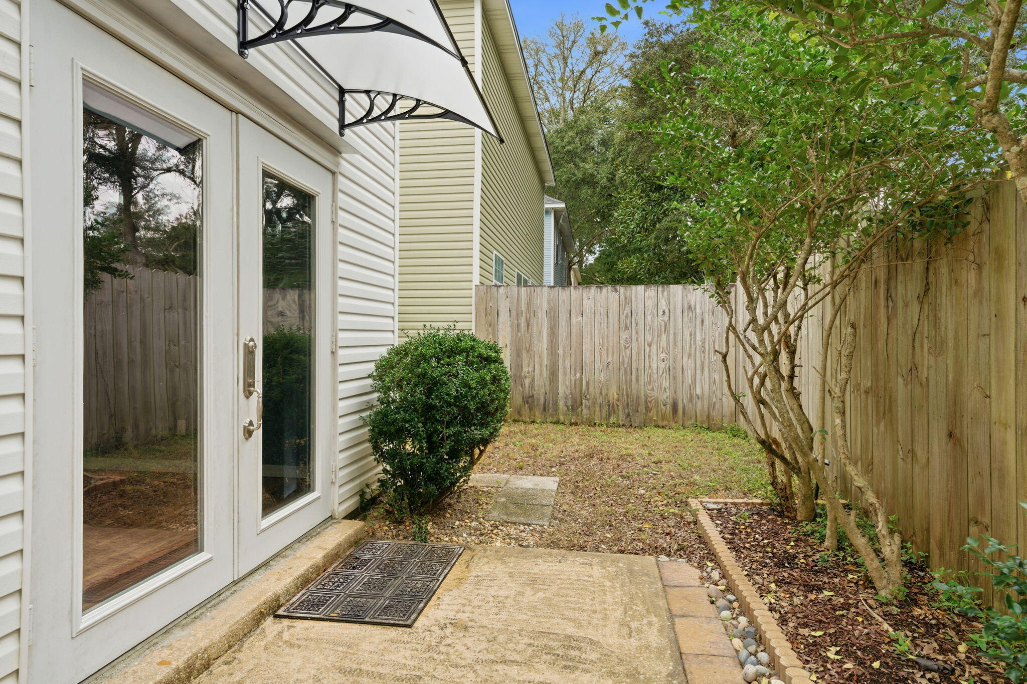 MONAHAN MANOR - Residential