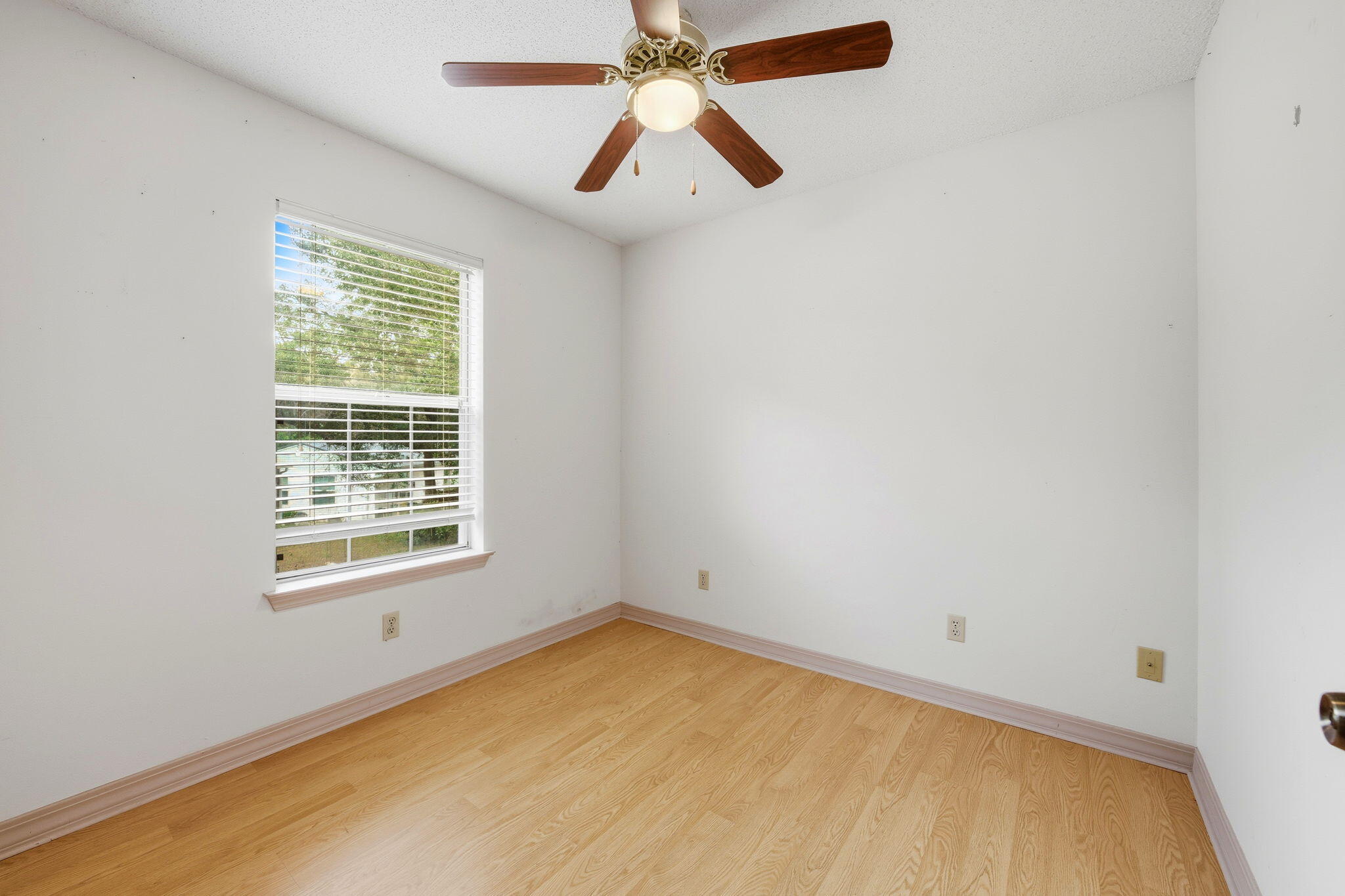 MONAHAN MANOR - Residential