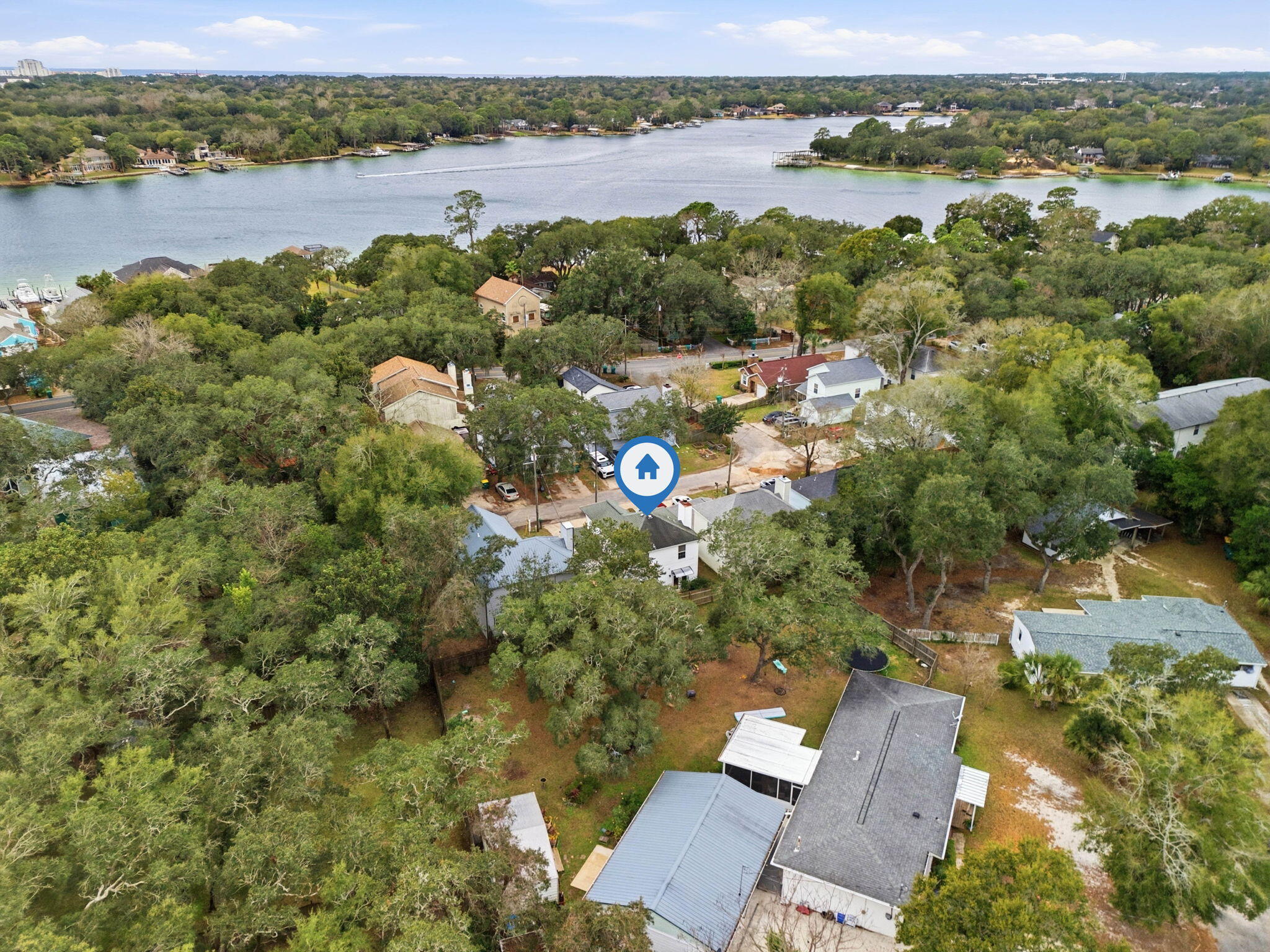 MONAHAN MANOR - Residential