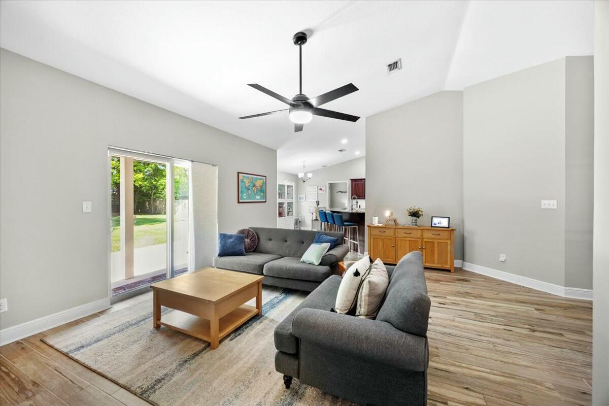 NAVARRE 2ND ADD - Residential