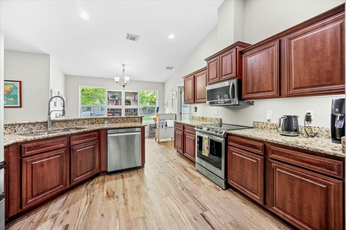 NAVARRE 2ND ADD - Residential