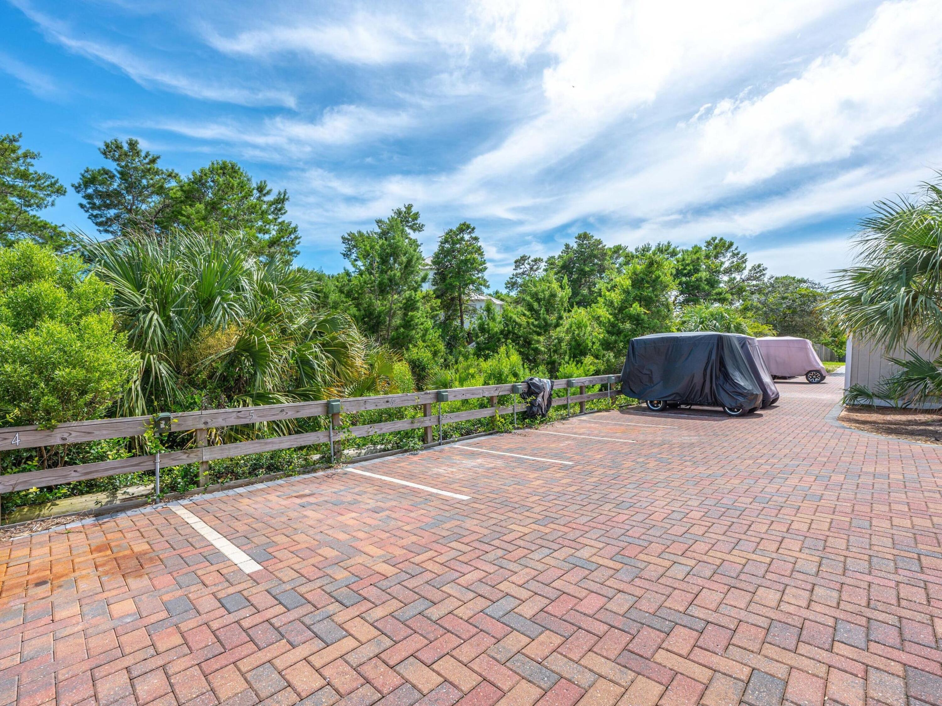 BLUE GULF RESORT / Village of Blue Mountain - Residential