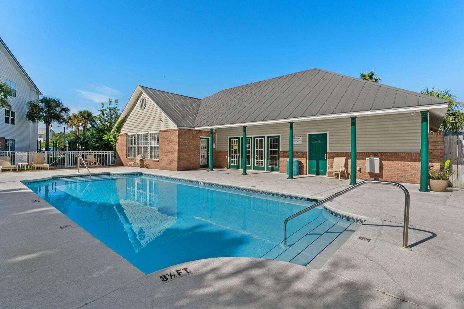 INDIAN LAKE - Residential