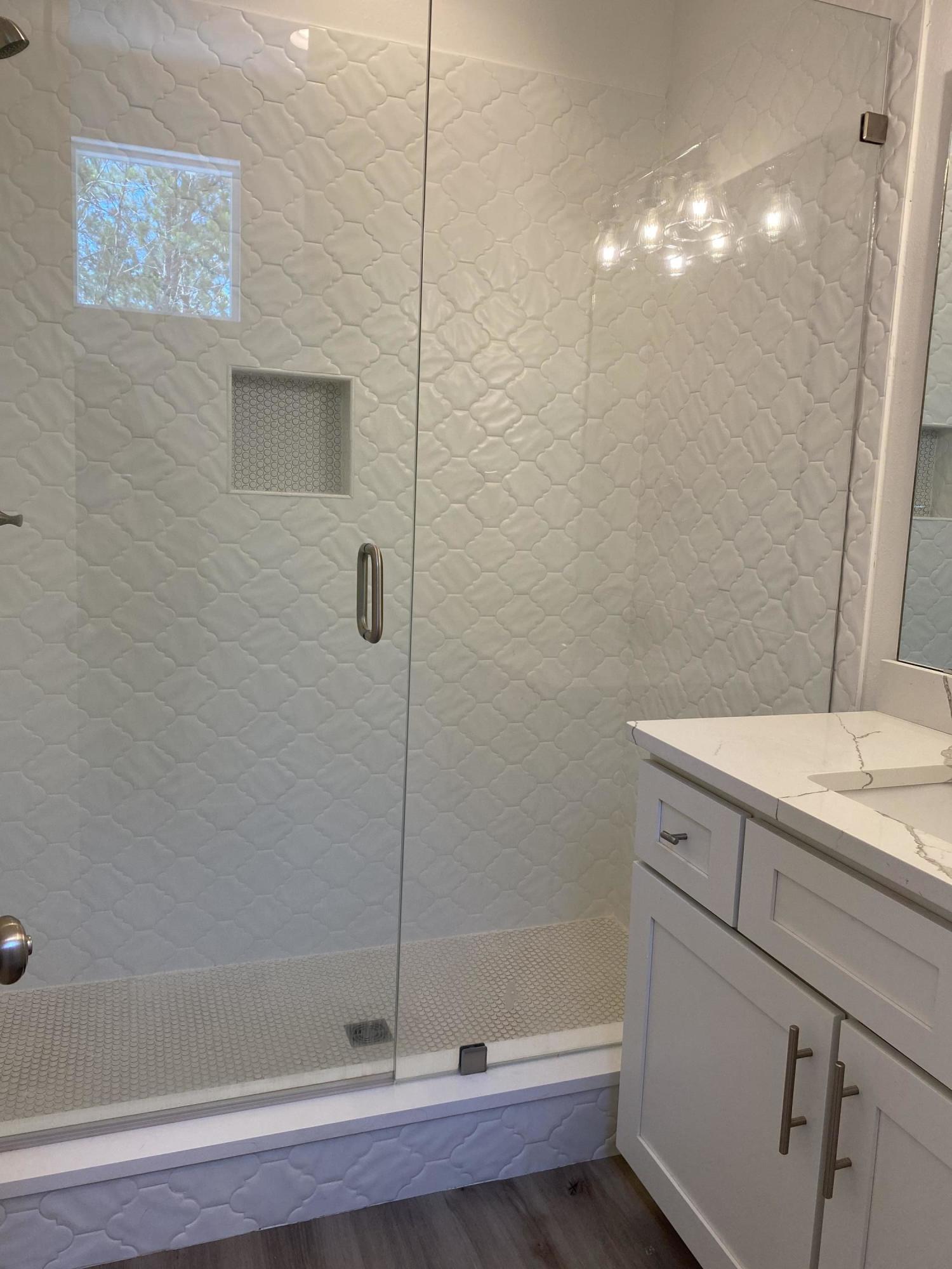 LIGHTHOUSE POINTE - Residential