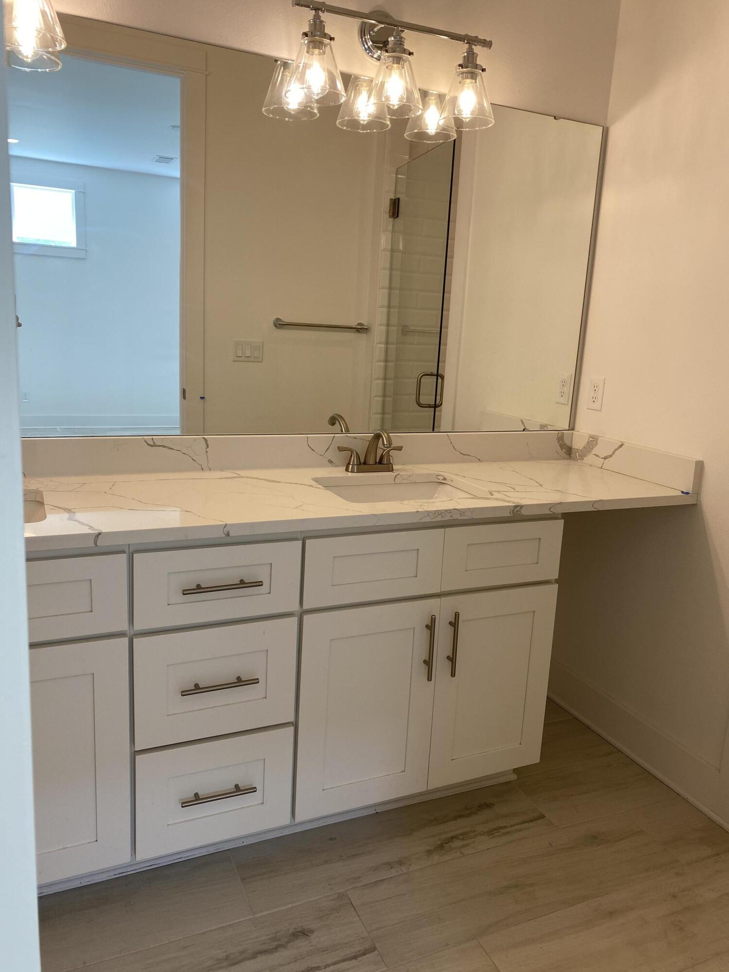 LIGHTHOUSE POINTE - Residential