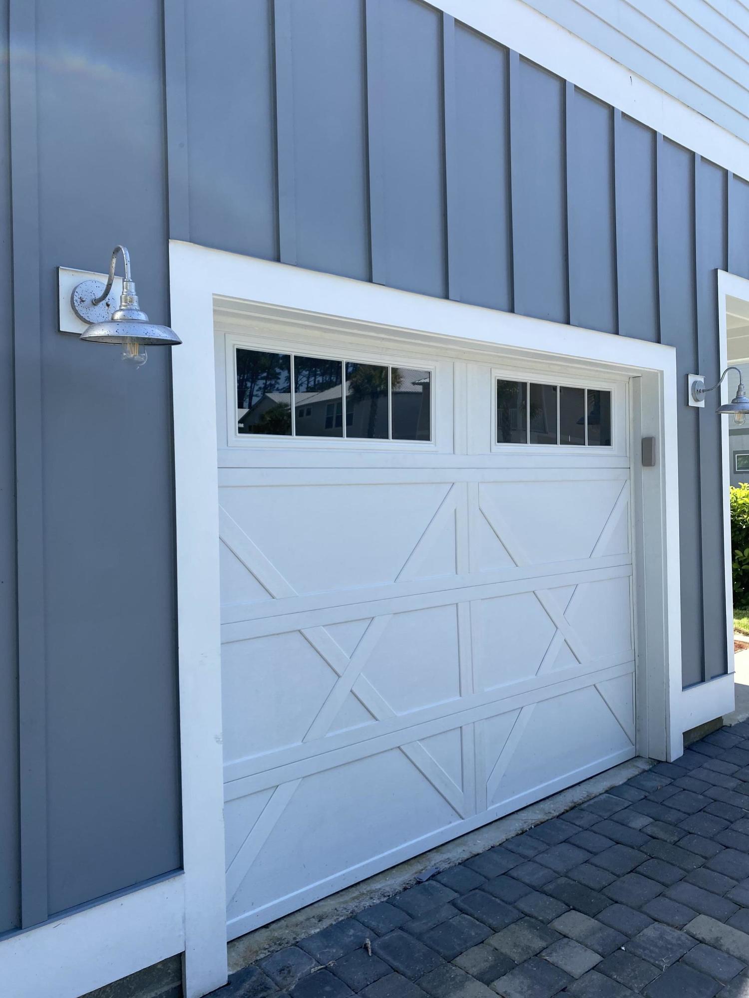 LIGHTHOUSE POINTE - Residential