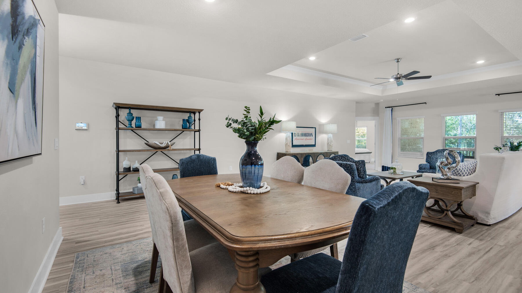 Roman Oaks - Residential