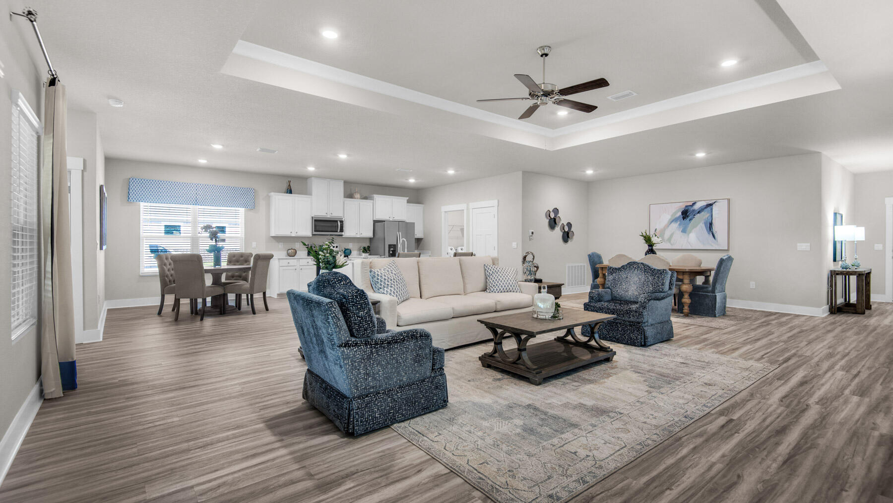 Roman Oaks - Residential