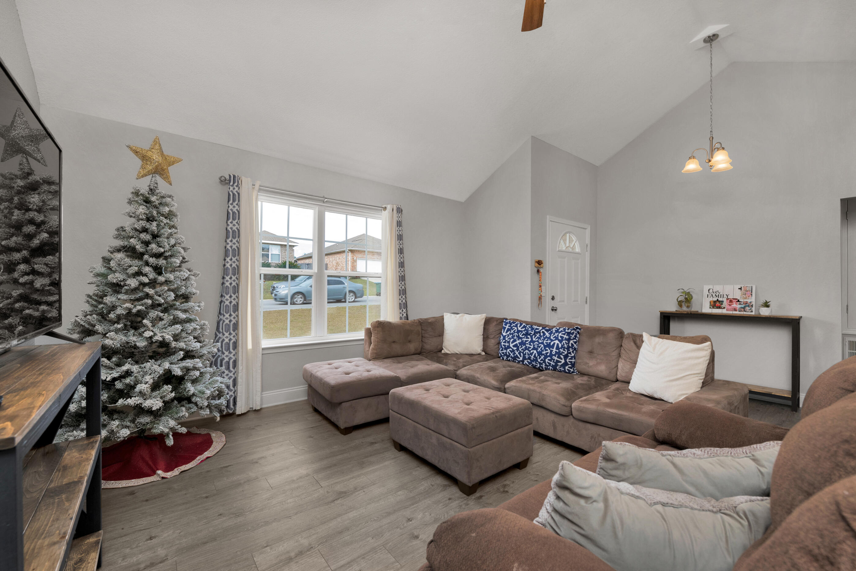 TRAILWOOD ESTATES - Residential