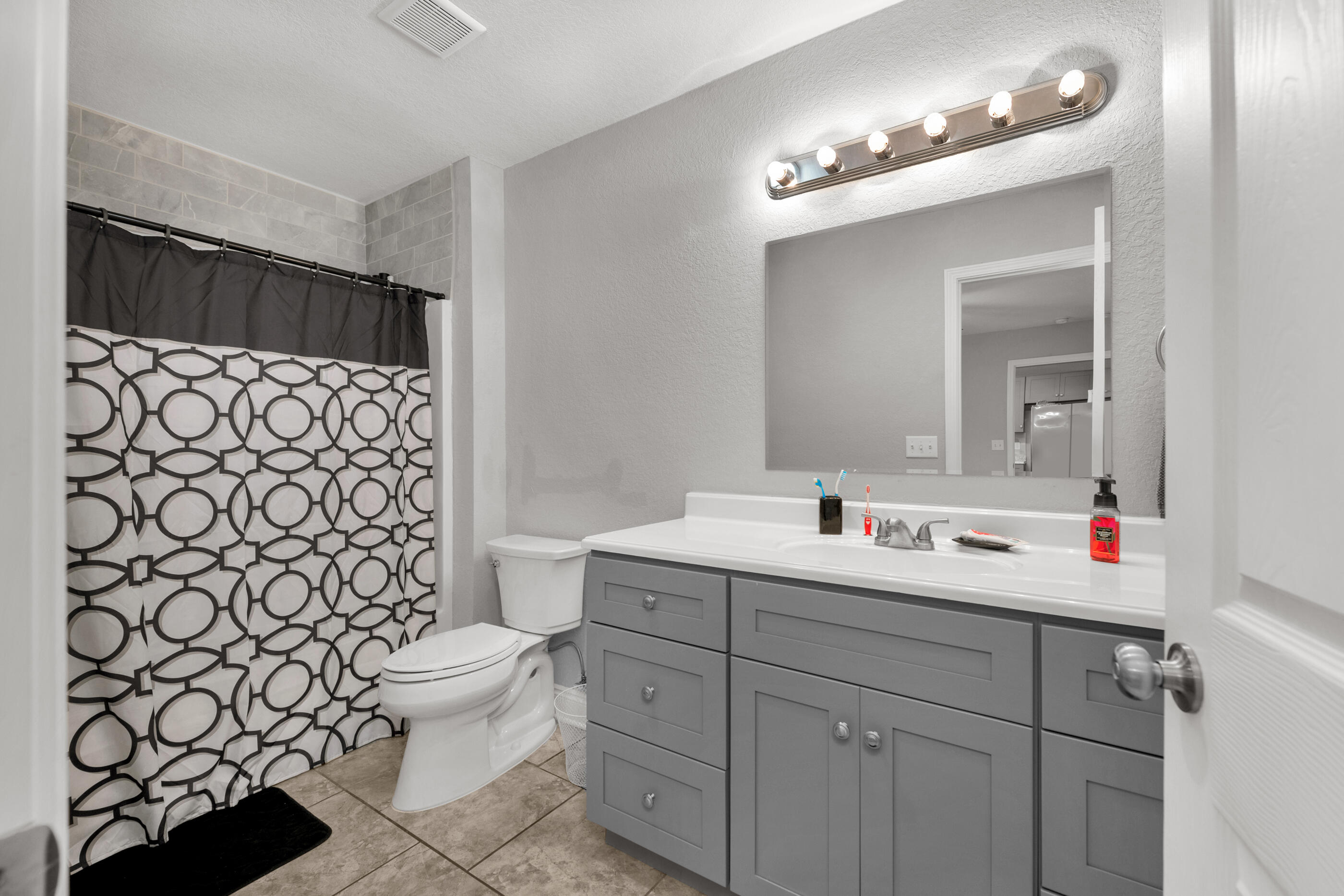 TRAILWOOD ESTATES - Residential