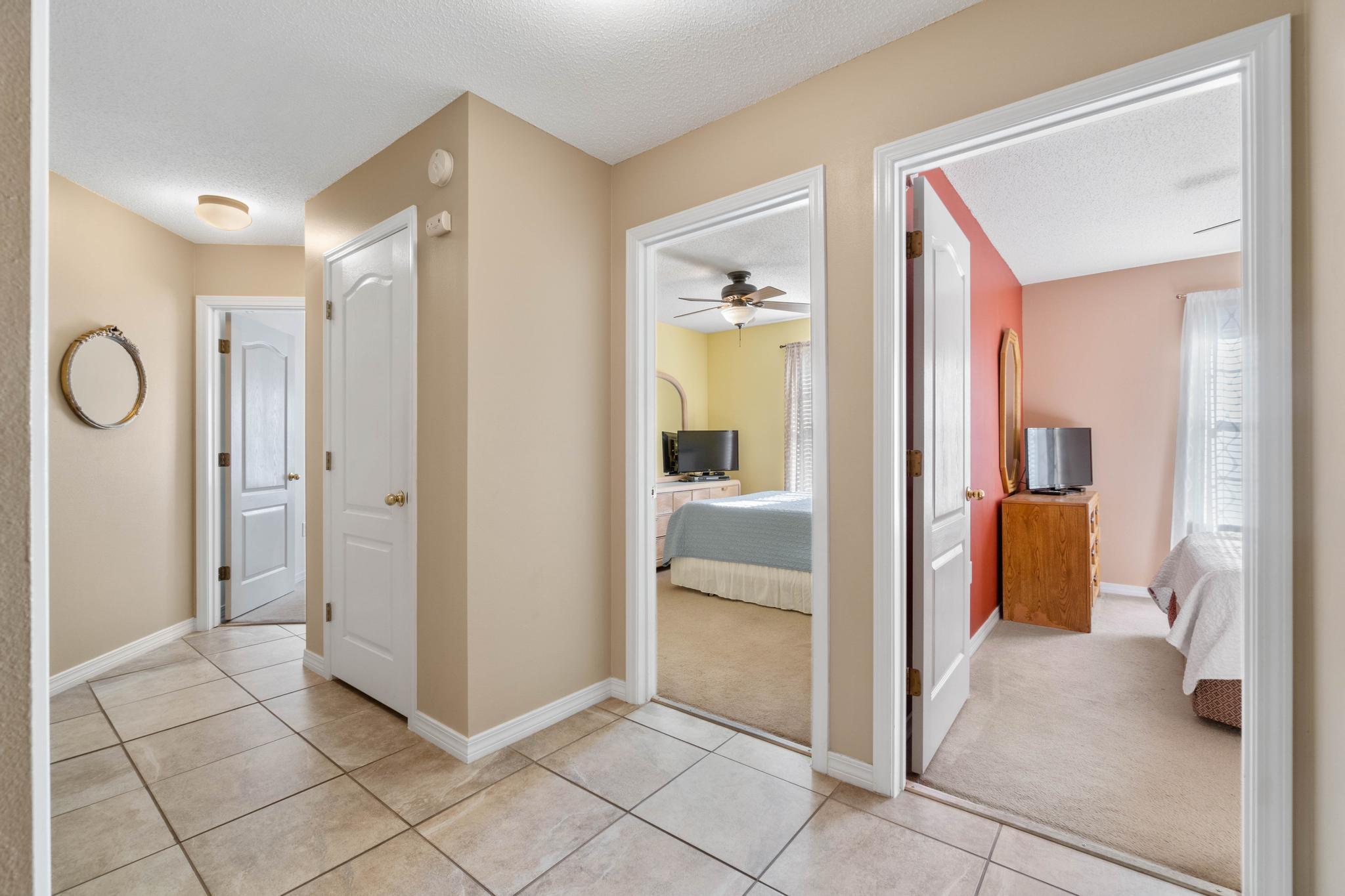 PARADISE RETREAT - Residential