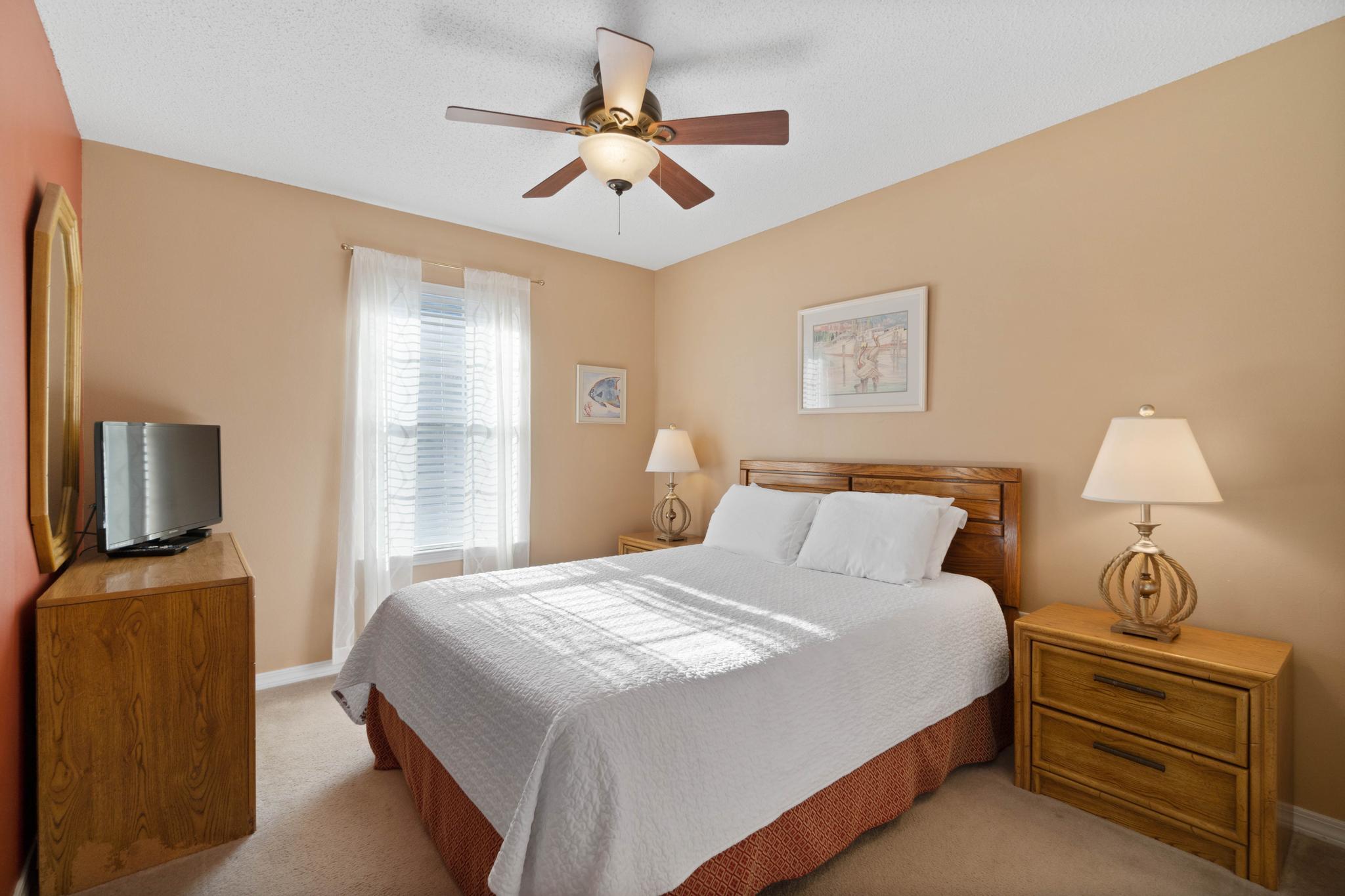 PARADISE RETREAT - Residential