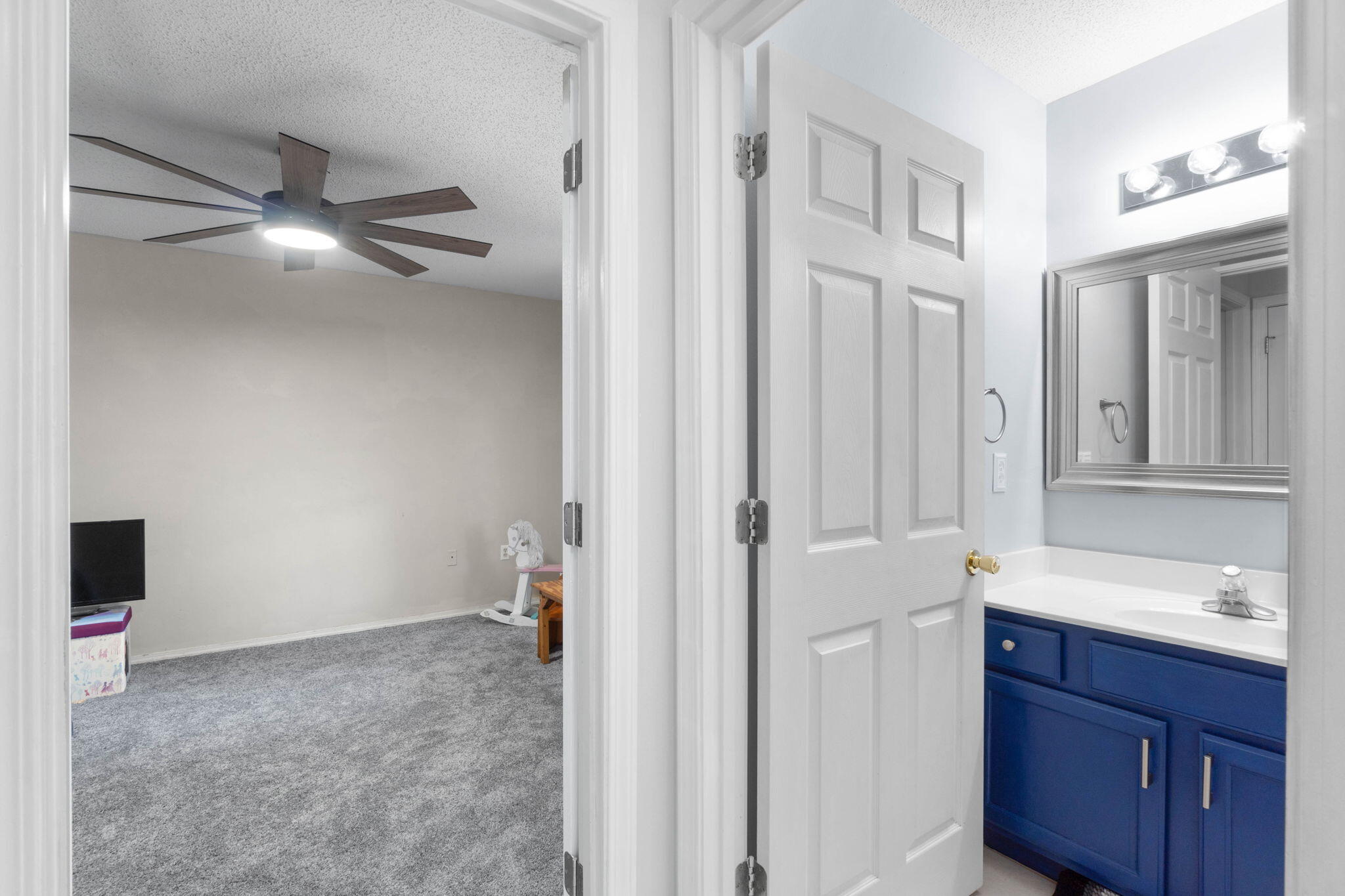 ROYAL OAKS S/D - Residential