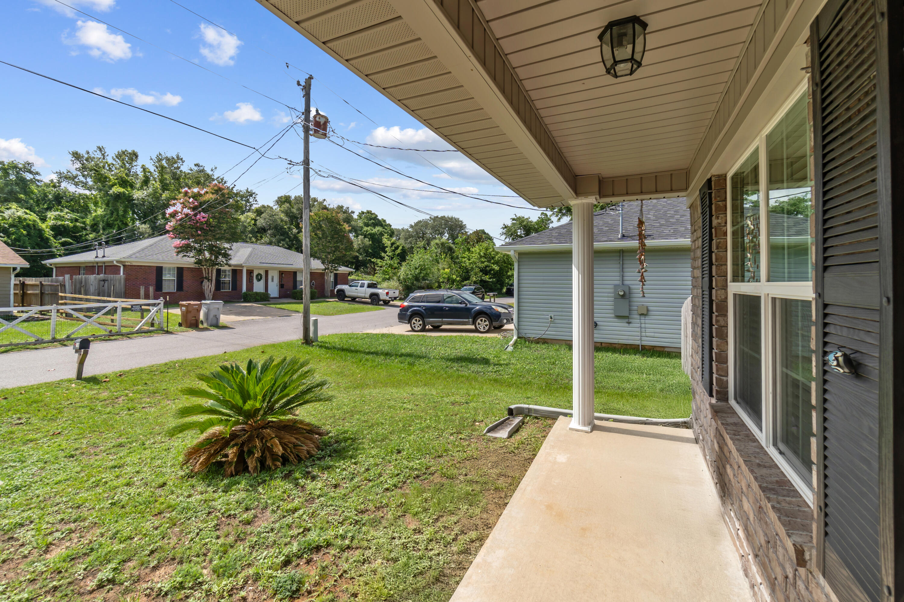 CRESCENT SHORES - Residential