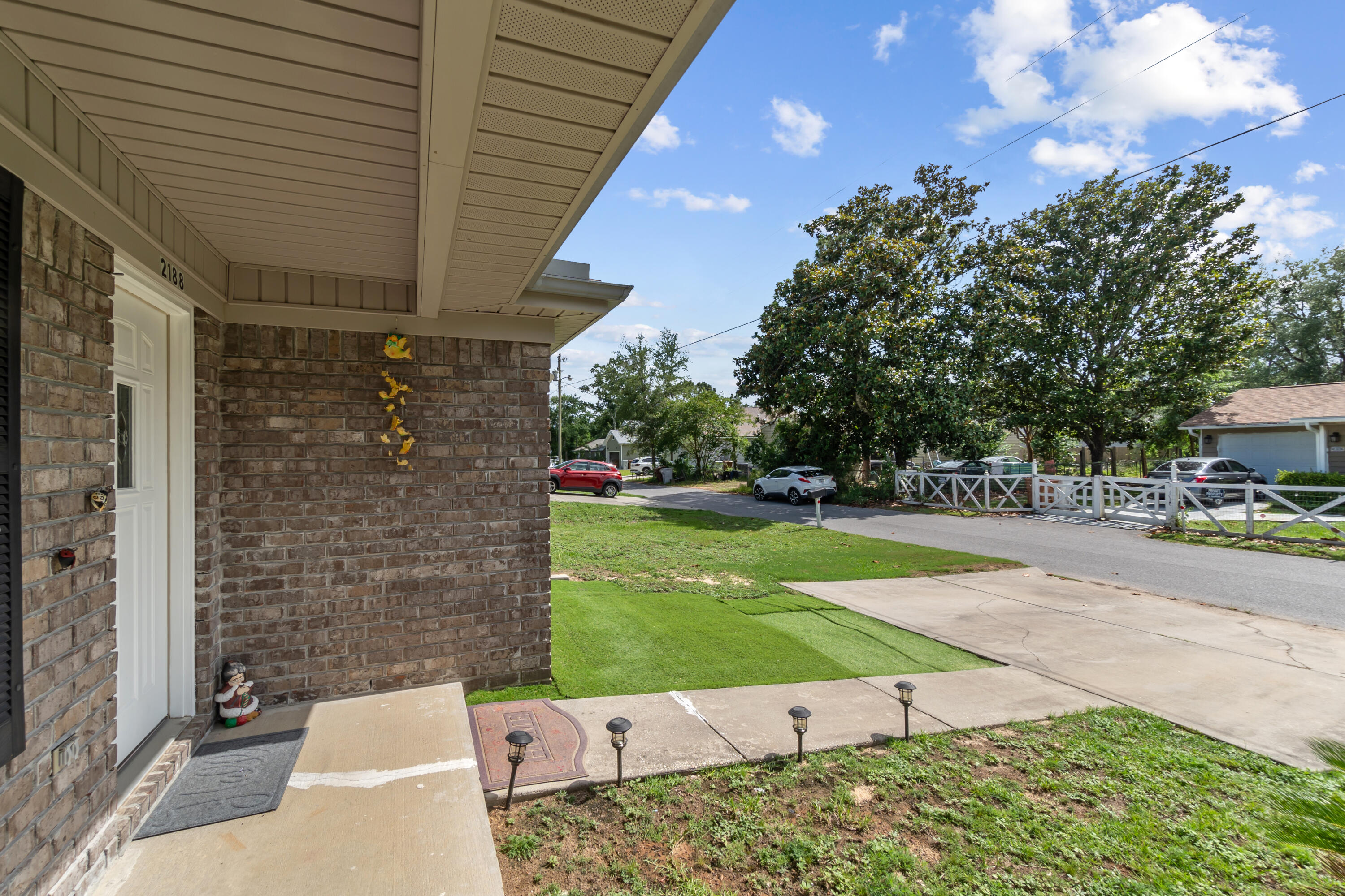 CRESCENT SHORES - Residential