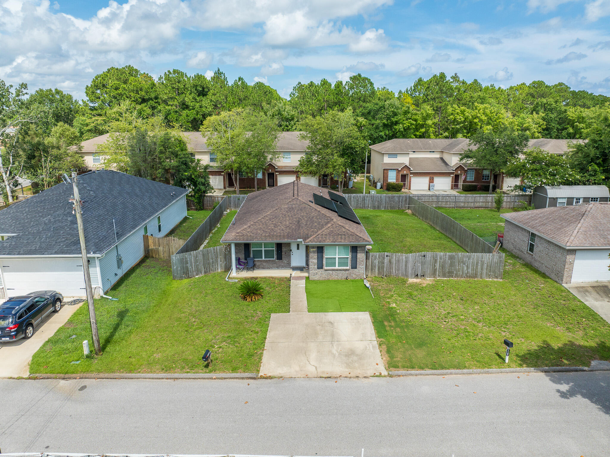 CRESCENT SHORES - Residential