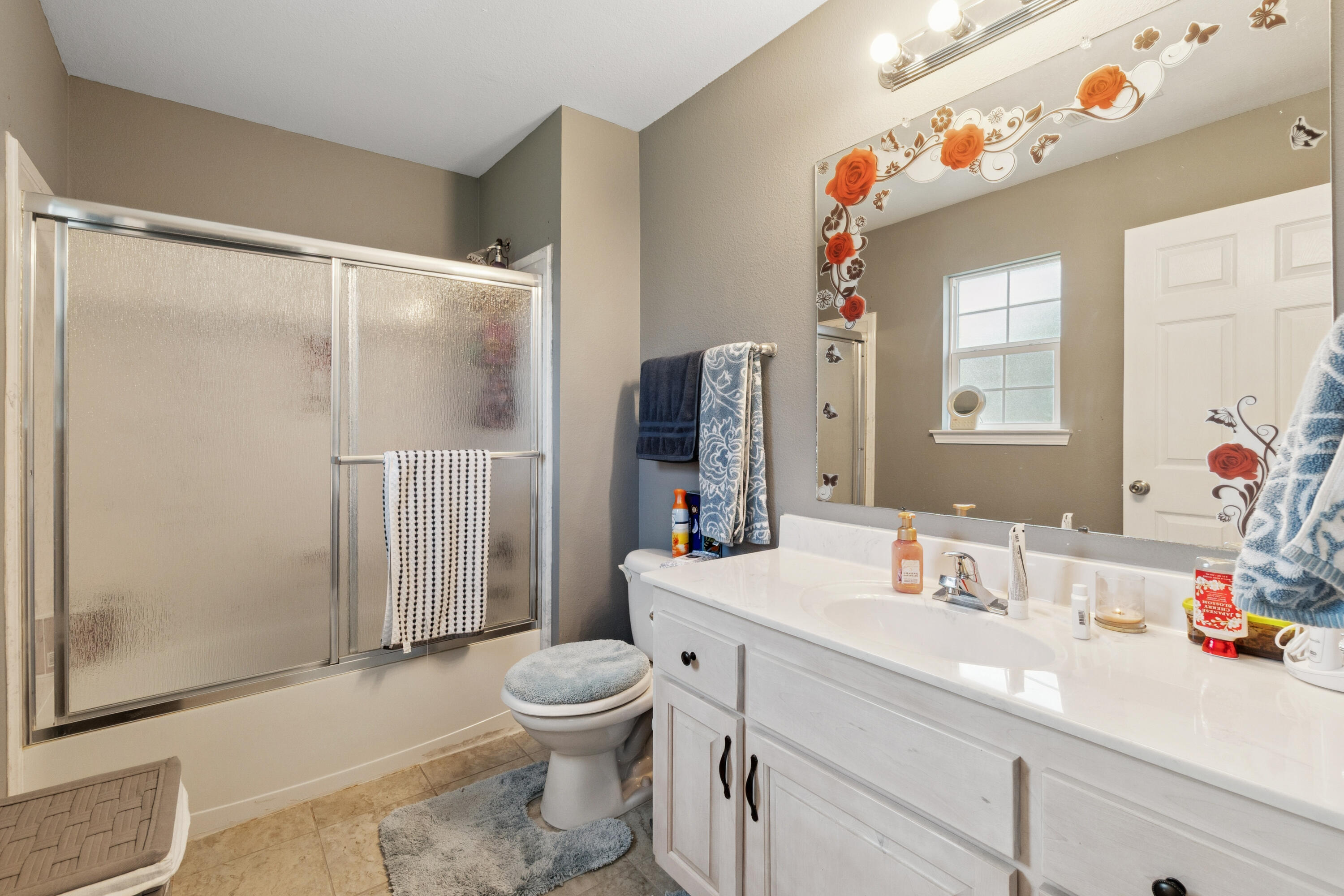 CRESCENT SHORES - Residential