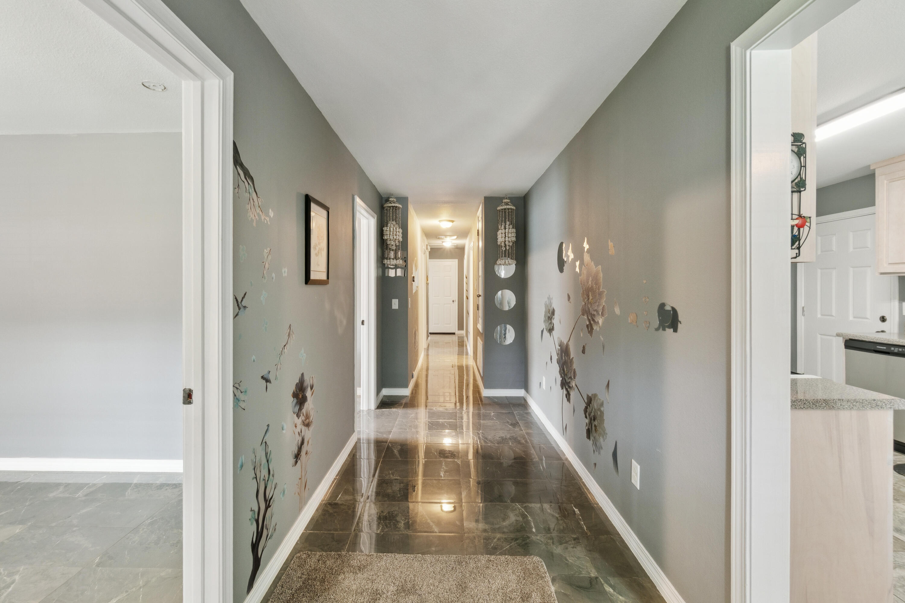 CRESCENT SHORES - Residential