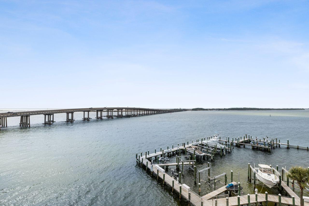 SIDES MORENO POINT WEST - Residential