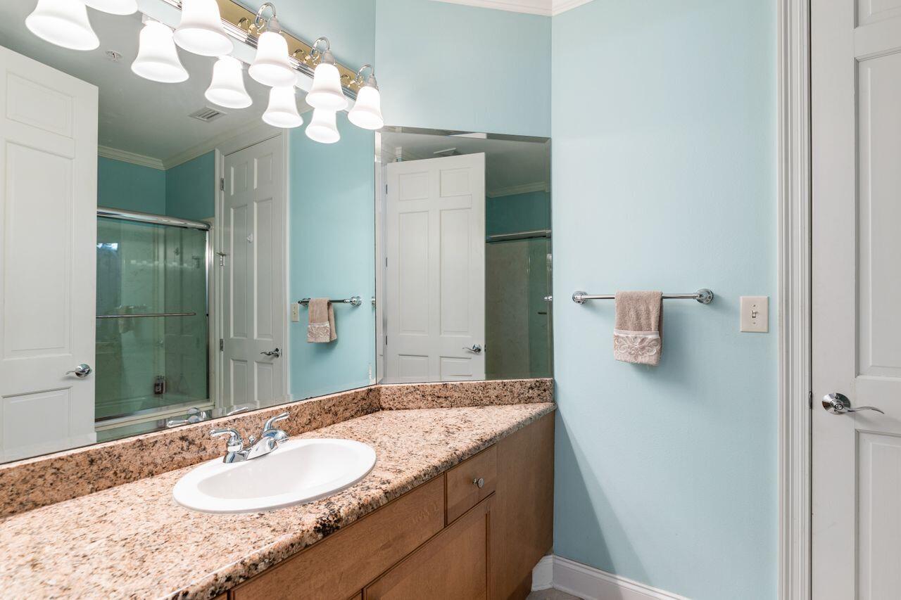 SIDES MORENO POINT WEST - Residential