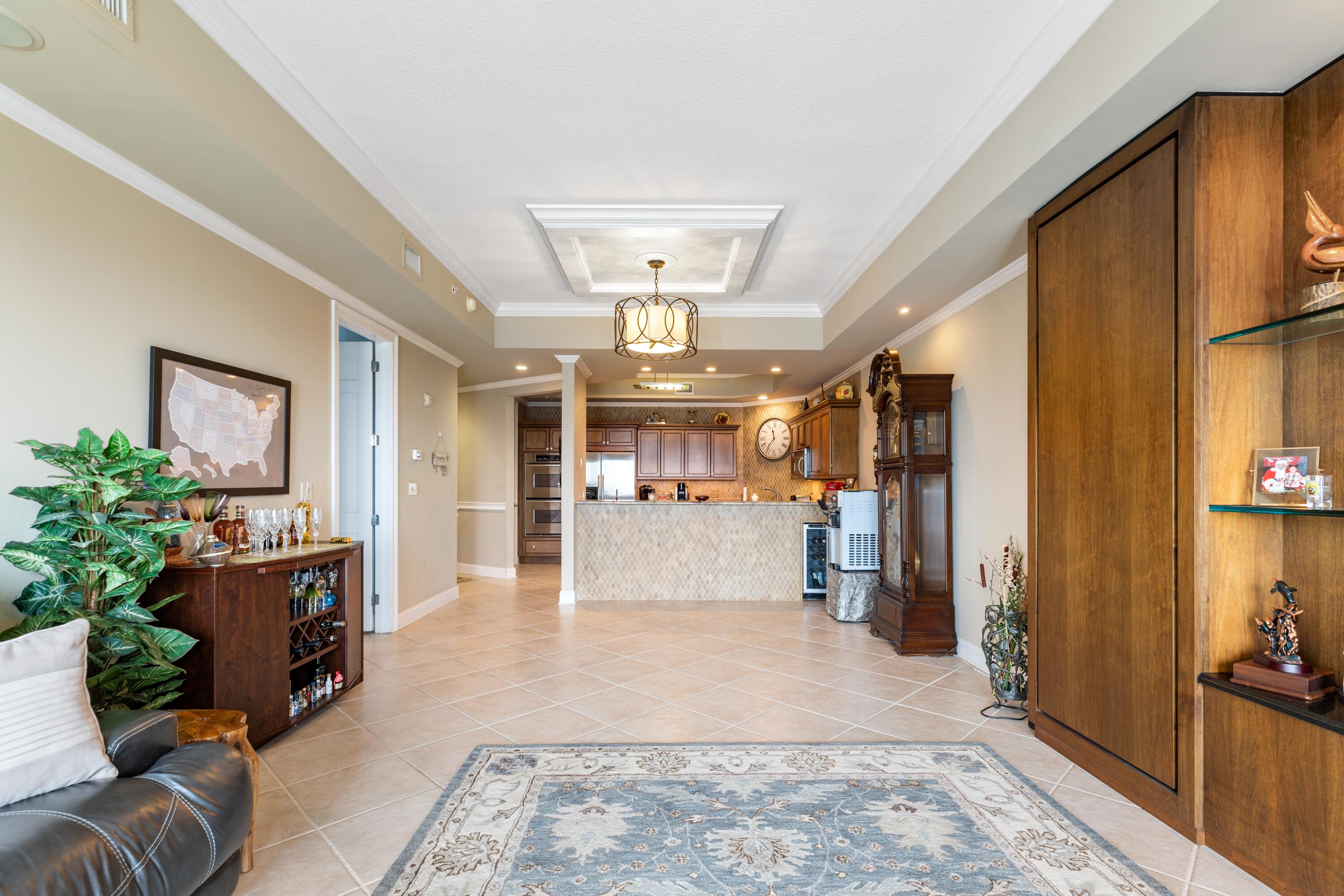 SIDES MORENO POINT WEST - Residential