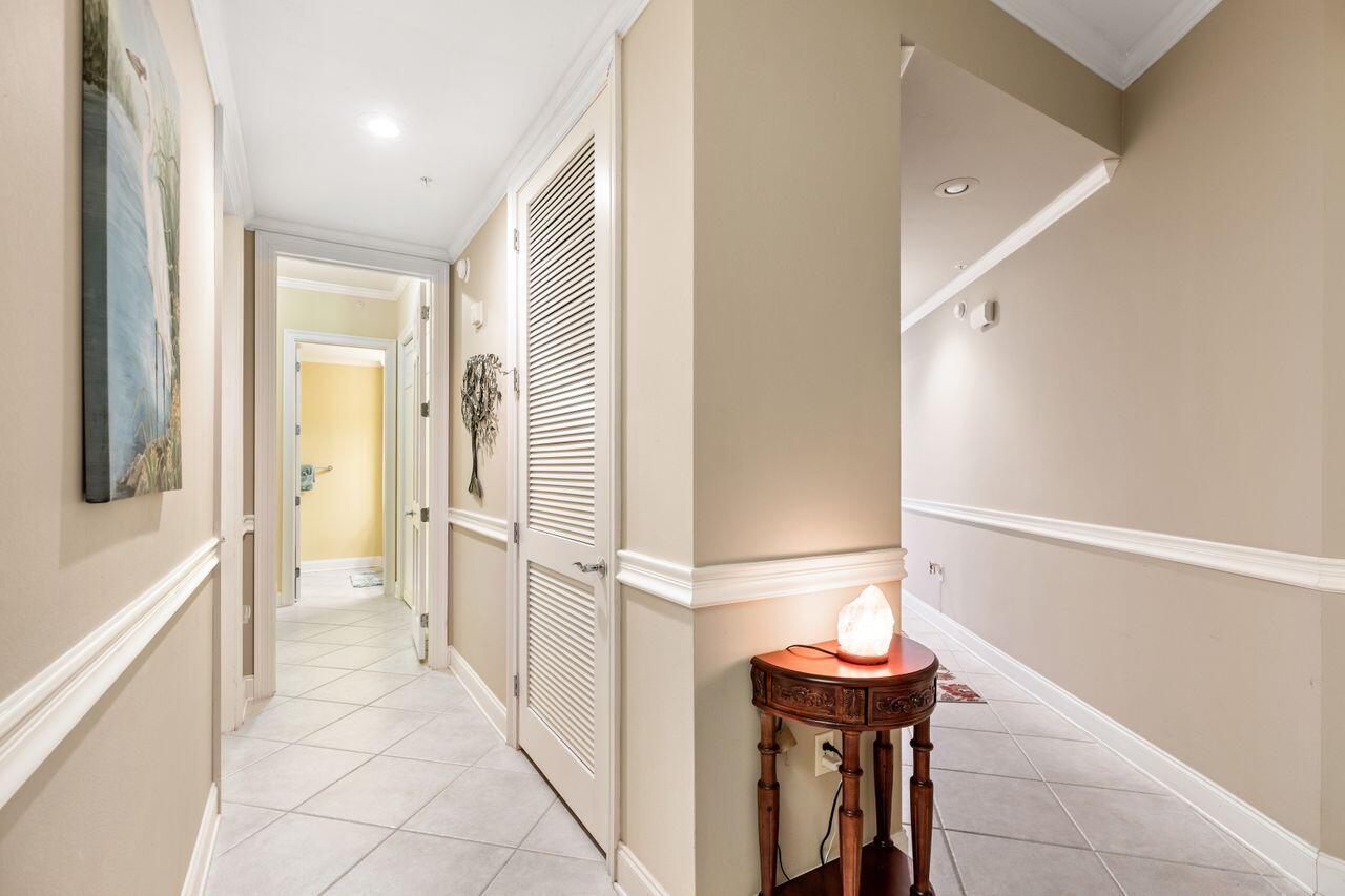 SIDES MORENO POINT WEST - Residential