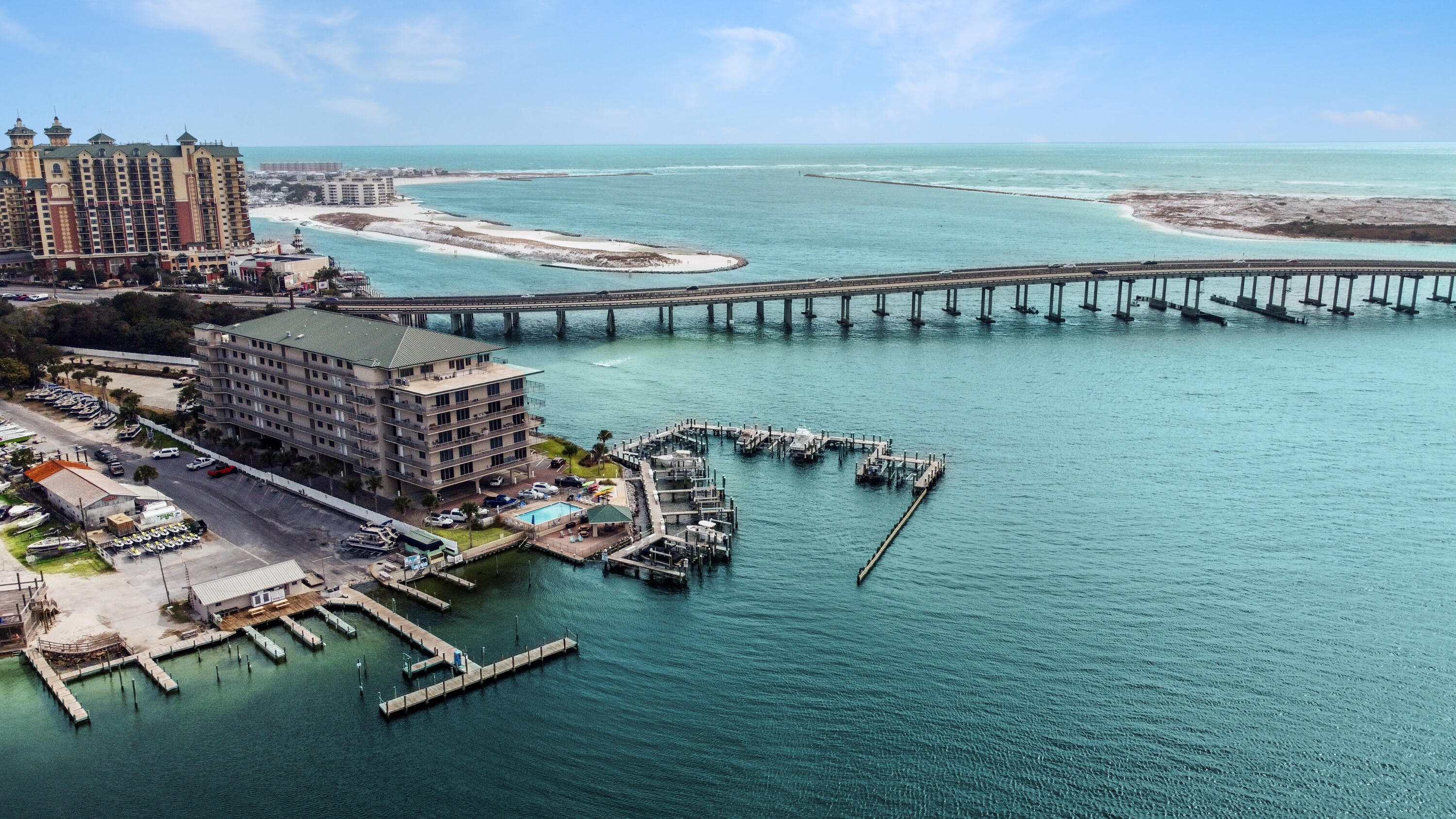 SIDES MORENO POINT WEST - Residential