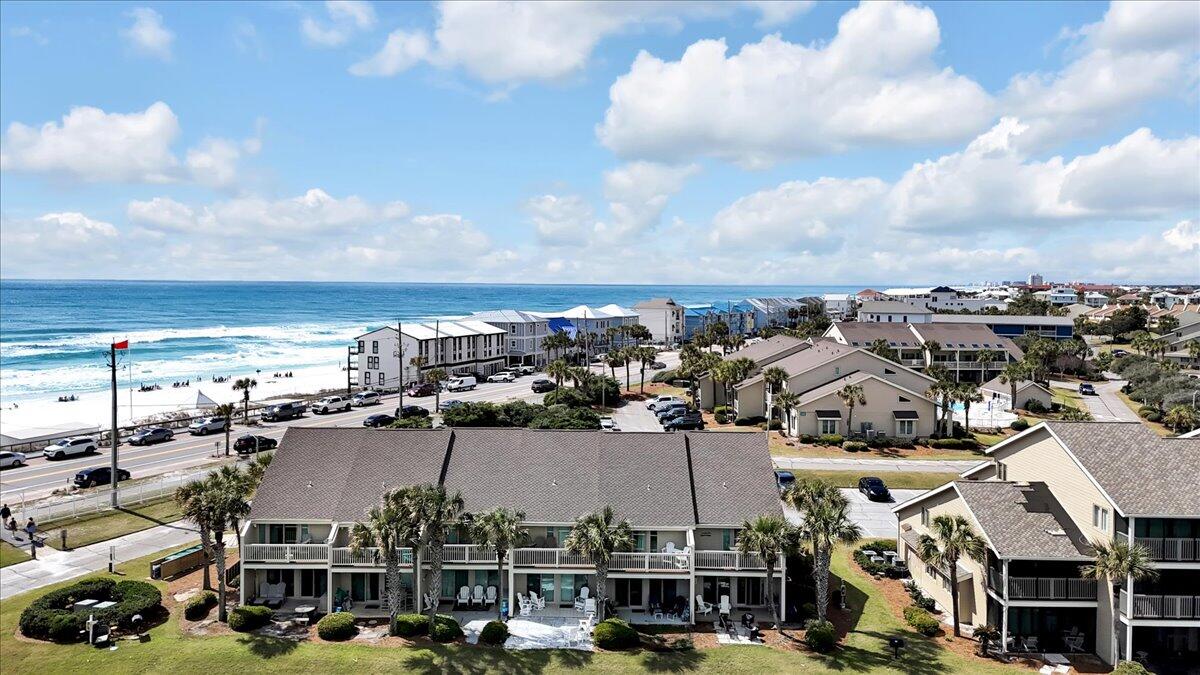 SEASCAPE CONDO GARDEN VILLA - Residential