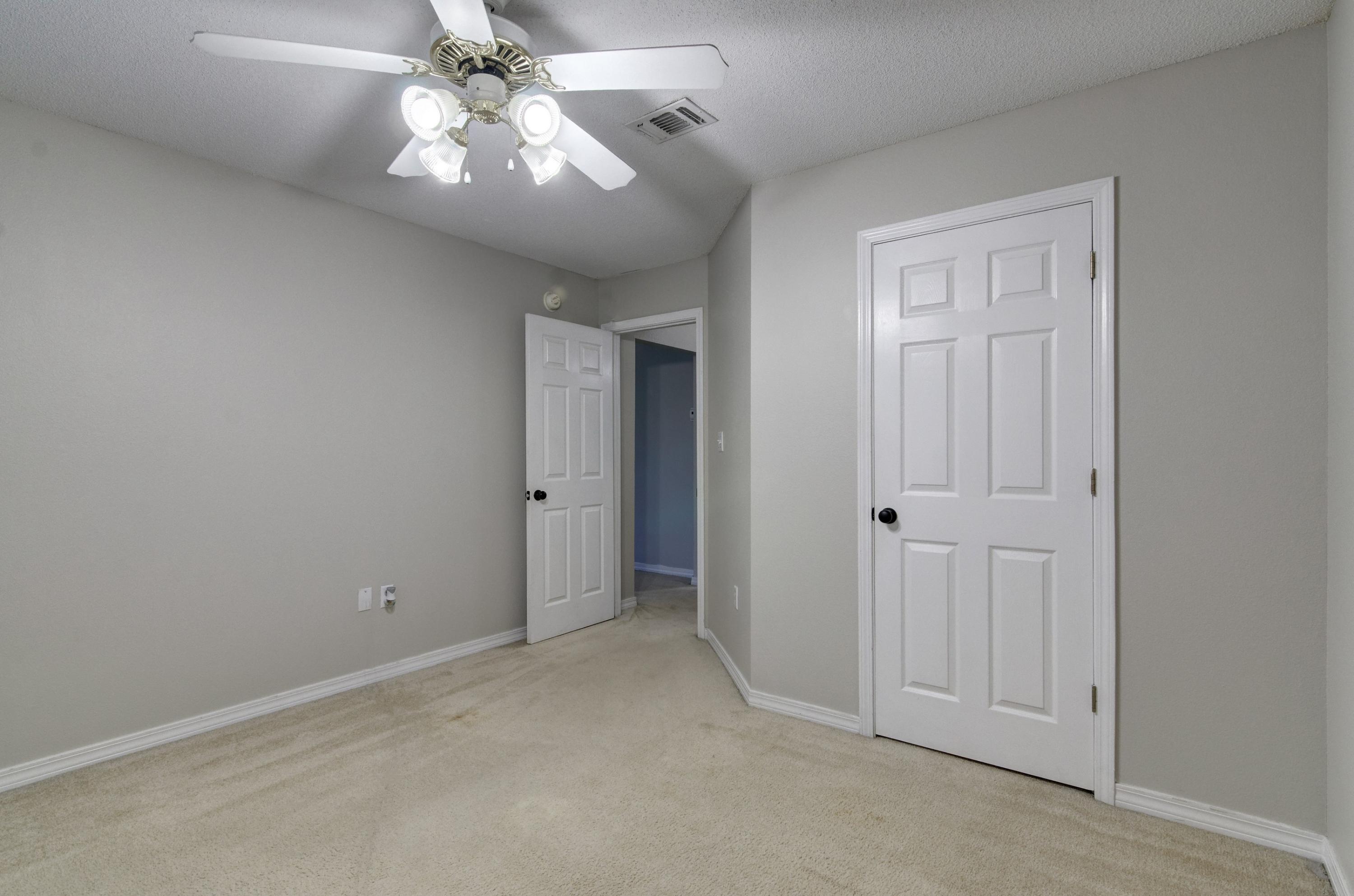 HAMPTON RIDGE ESTATES - Residential