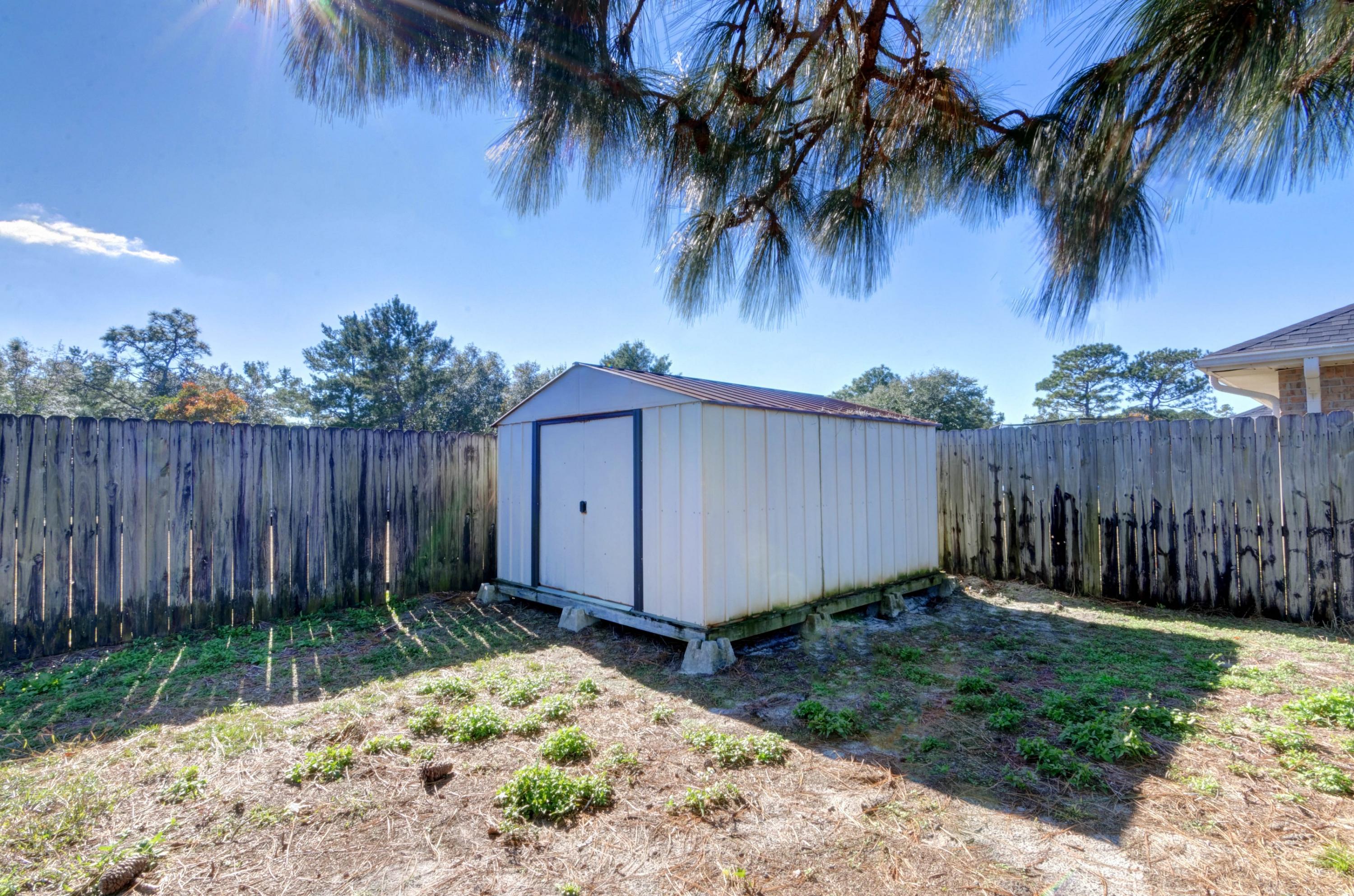 HAMPTON RIDGE ESTATES - Residential