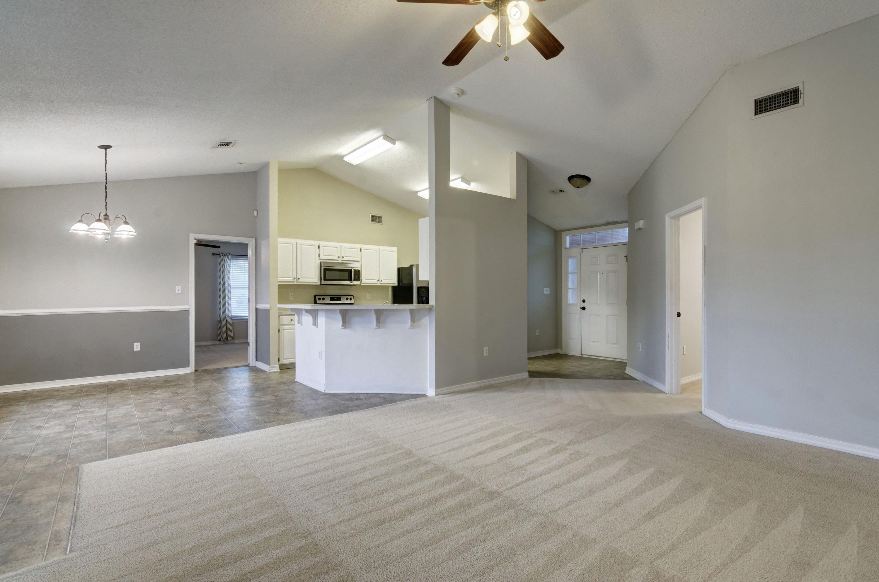 HAMPTON RIDGE ESTATES - Residential