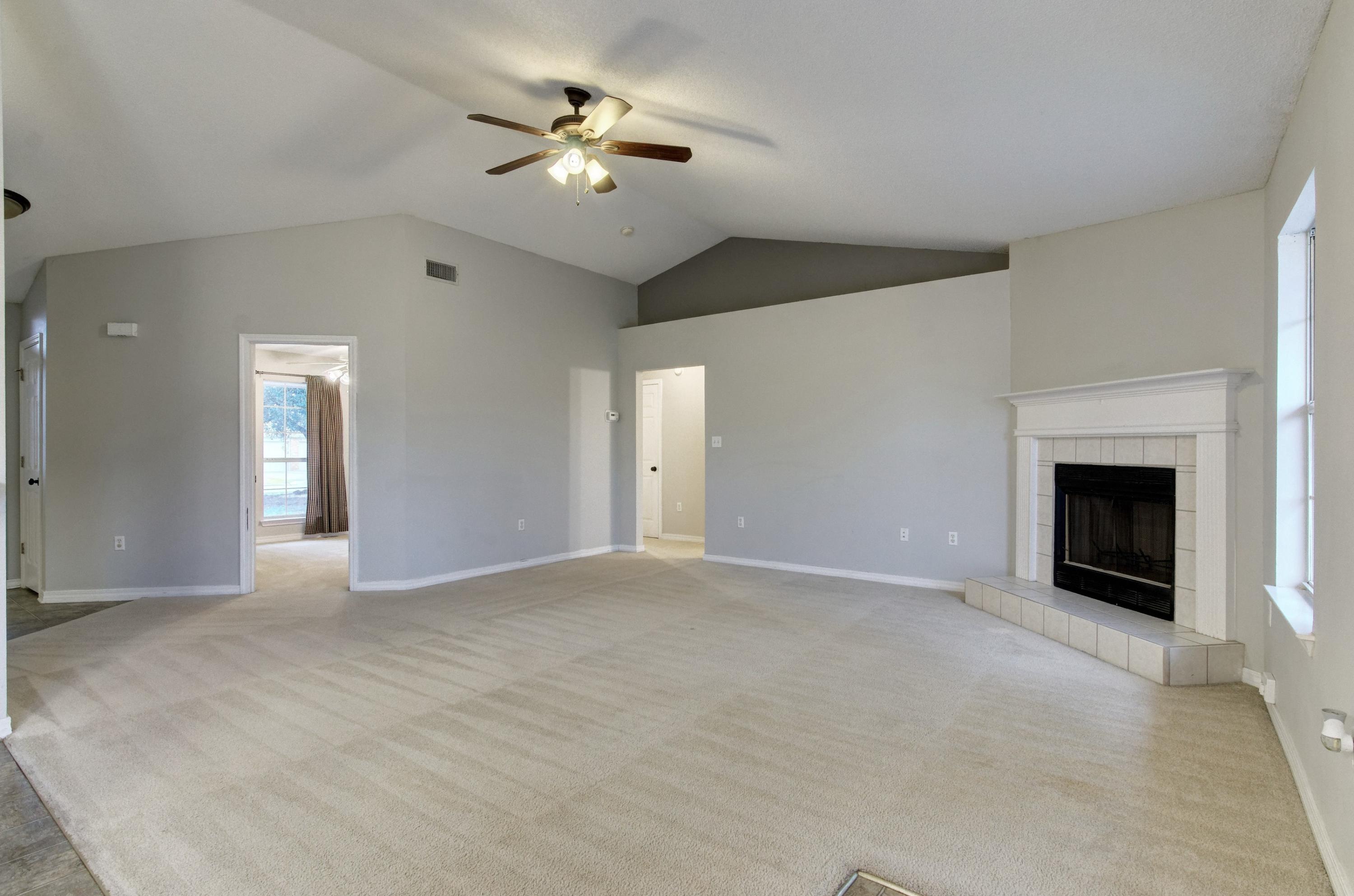 HAMPTON RIDGE ESTATES - Residential