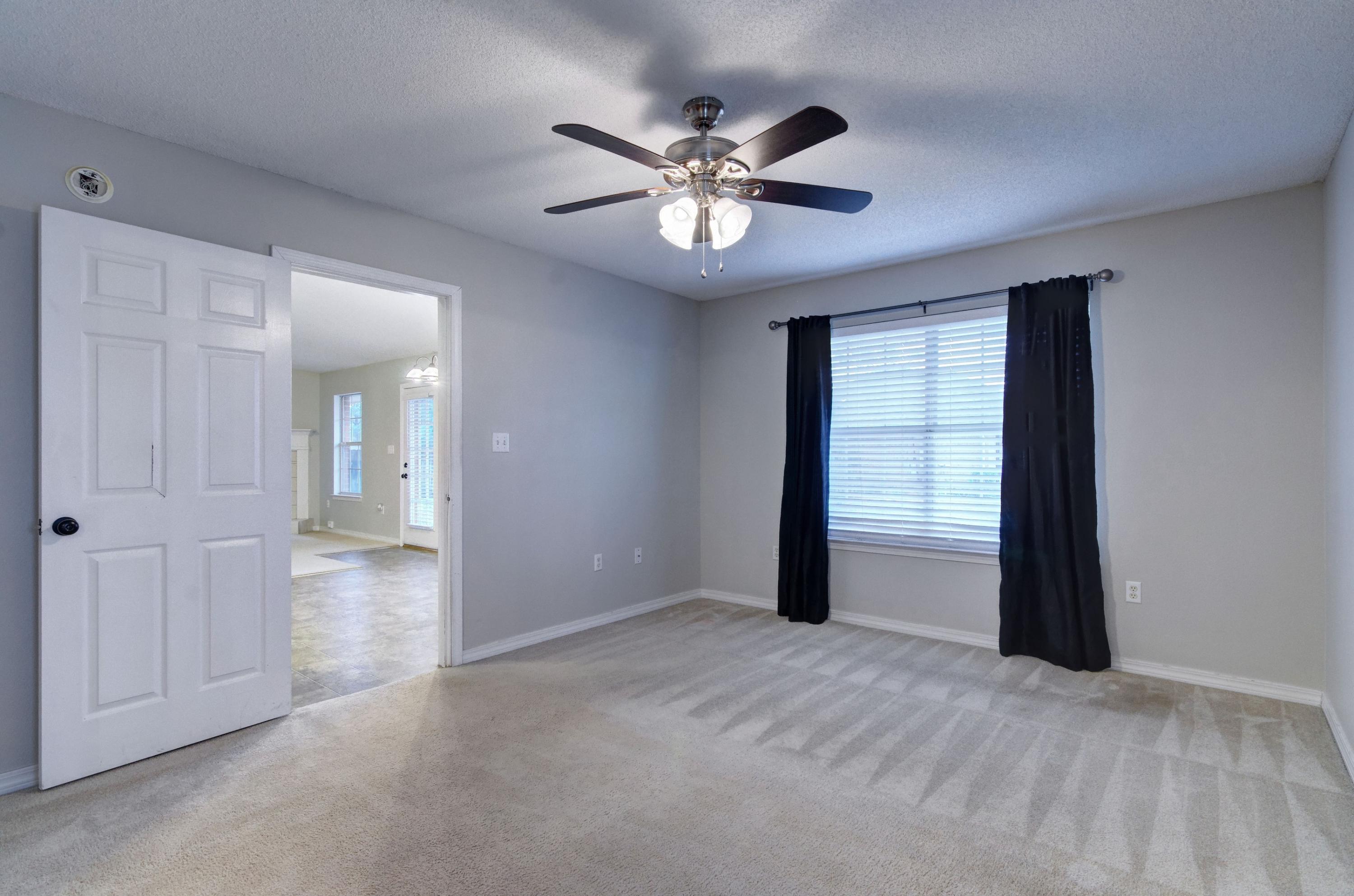 HAMPTON RIDGE ESTATES - Residential