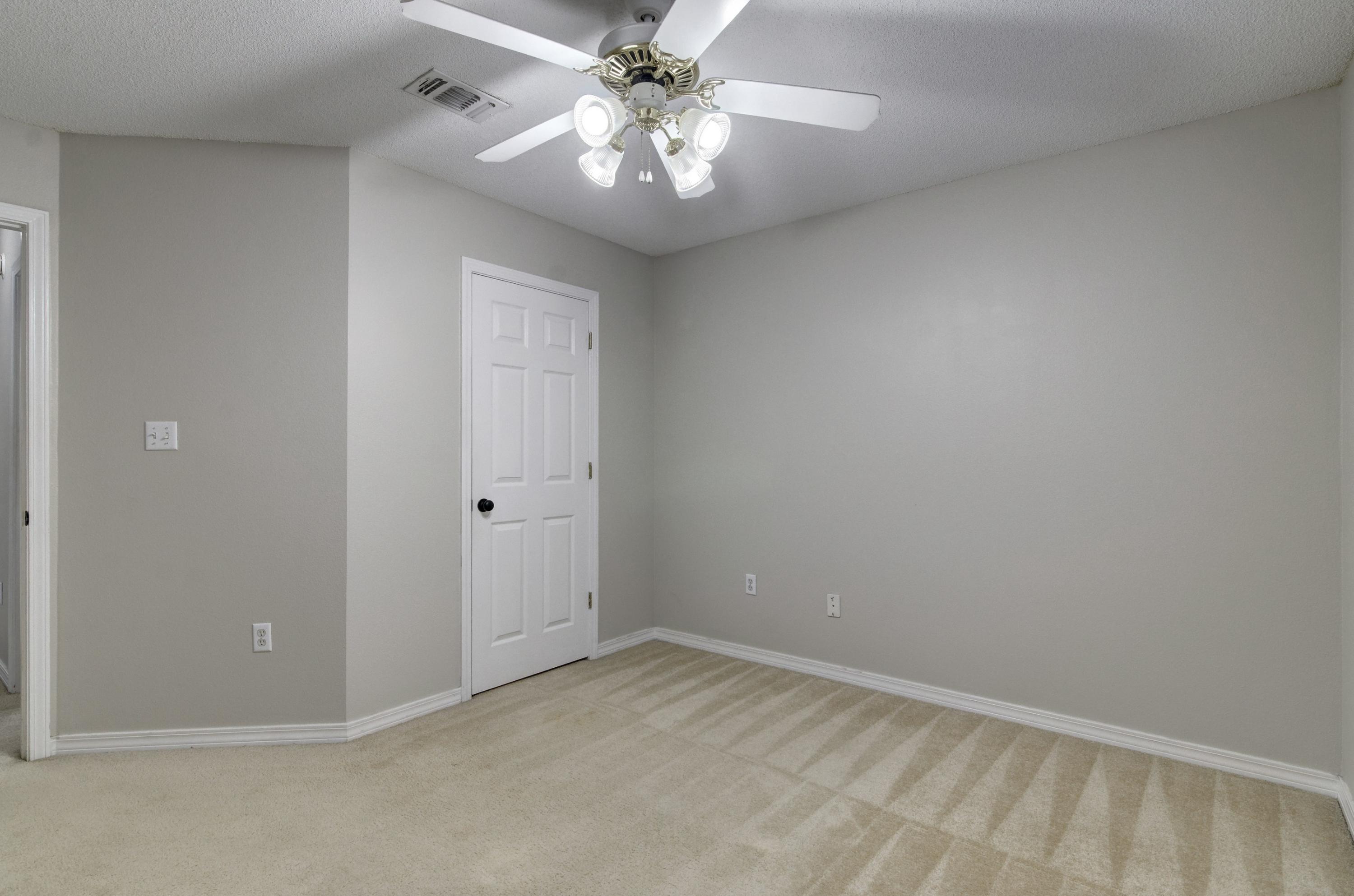 HAMPTON RIDGE ESTATES - Residential