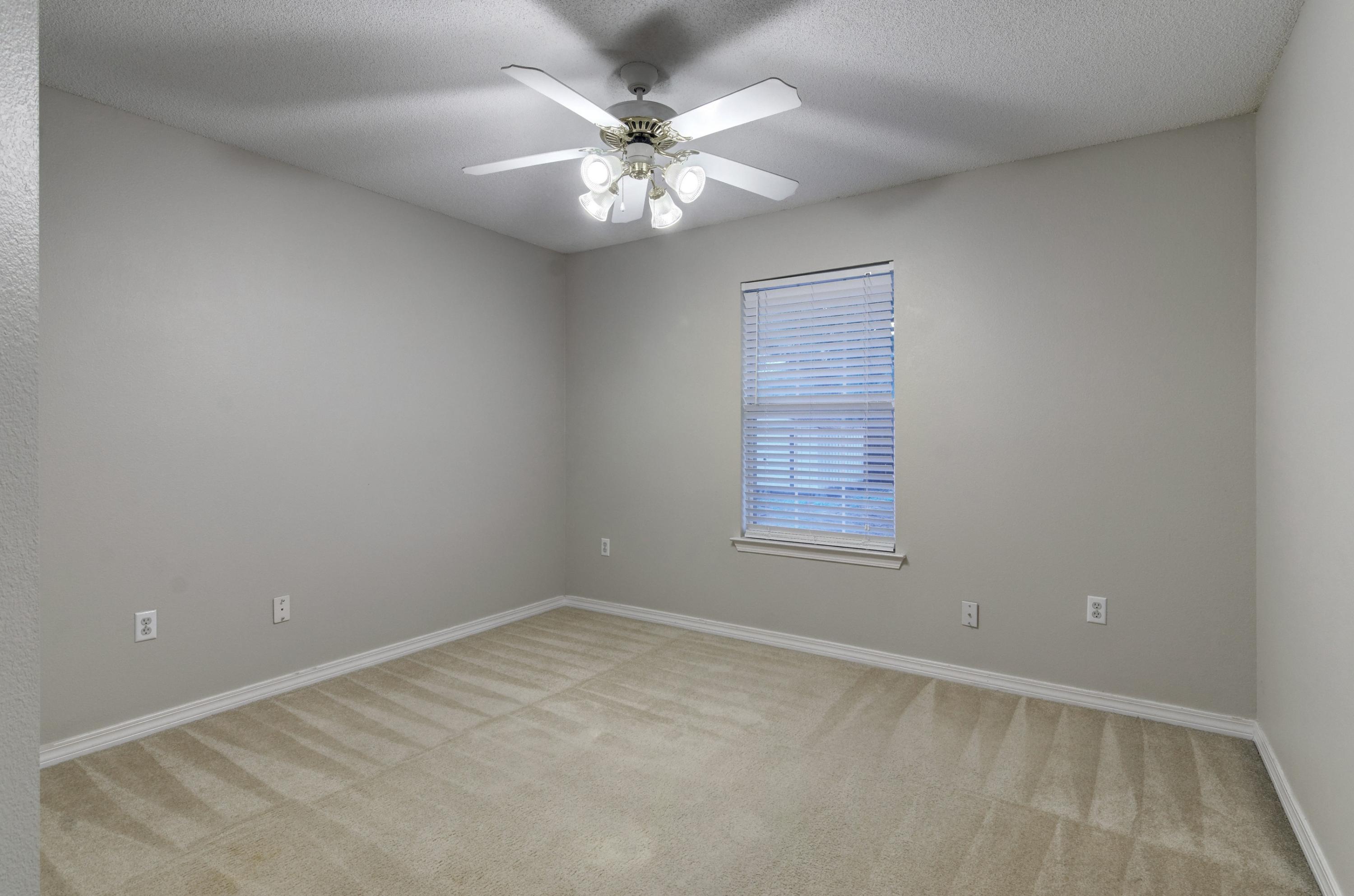 HAMPTON RIDGE ESTATES - Residential