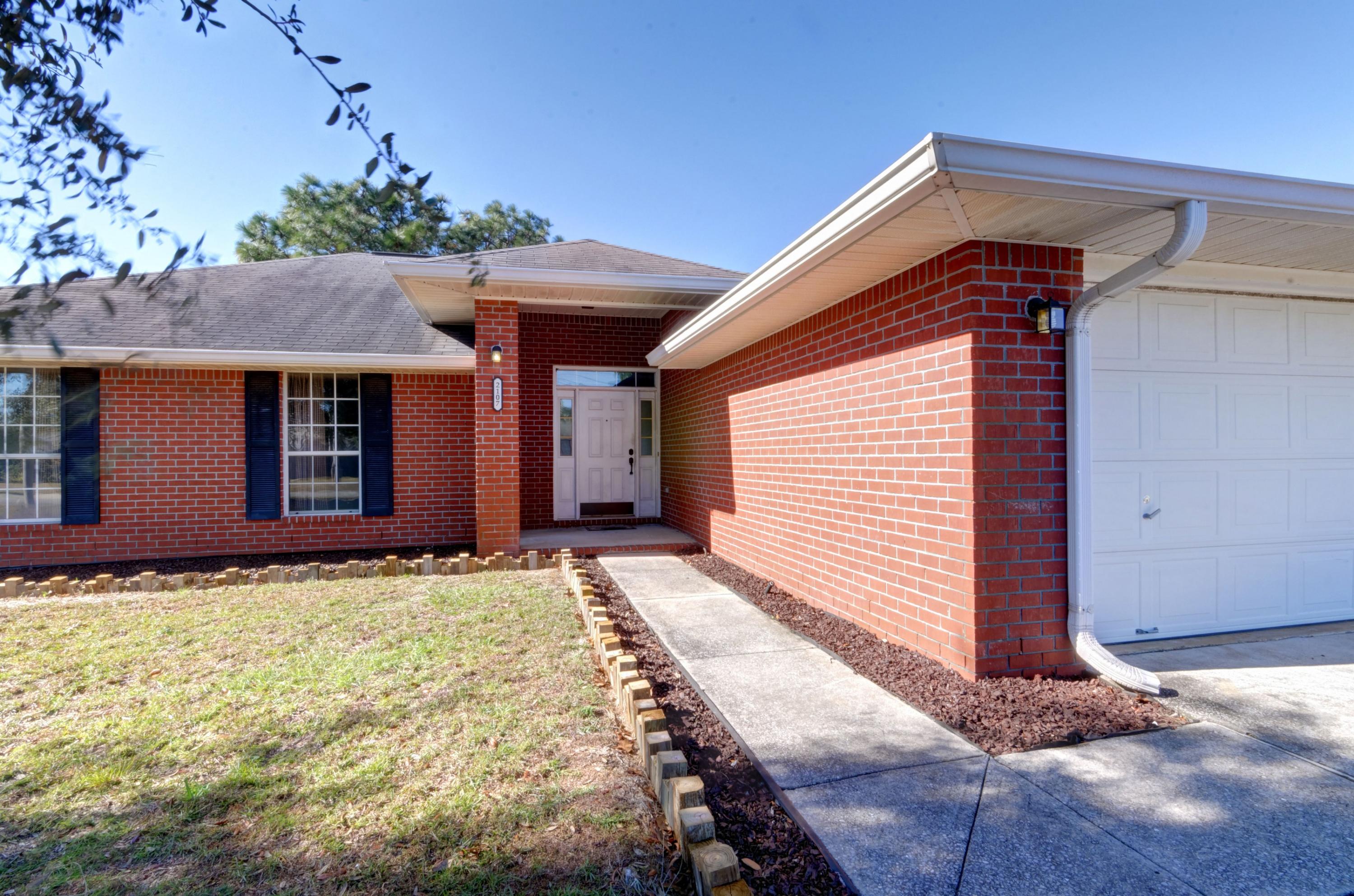 HAMPTON RIDGE ESTATES - Residential